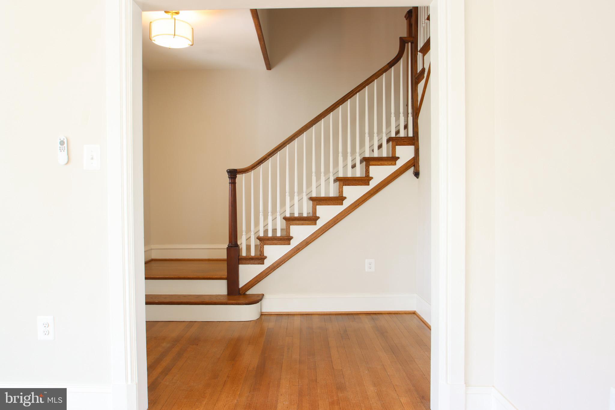 MONTEBELLO - Residential