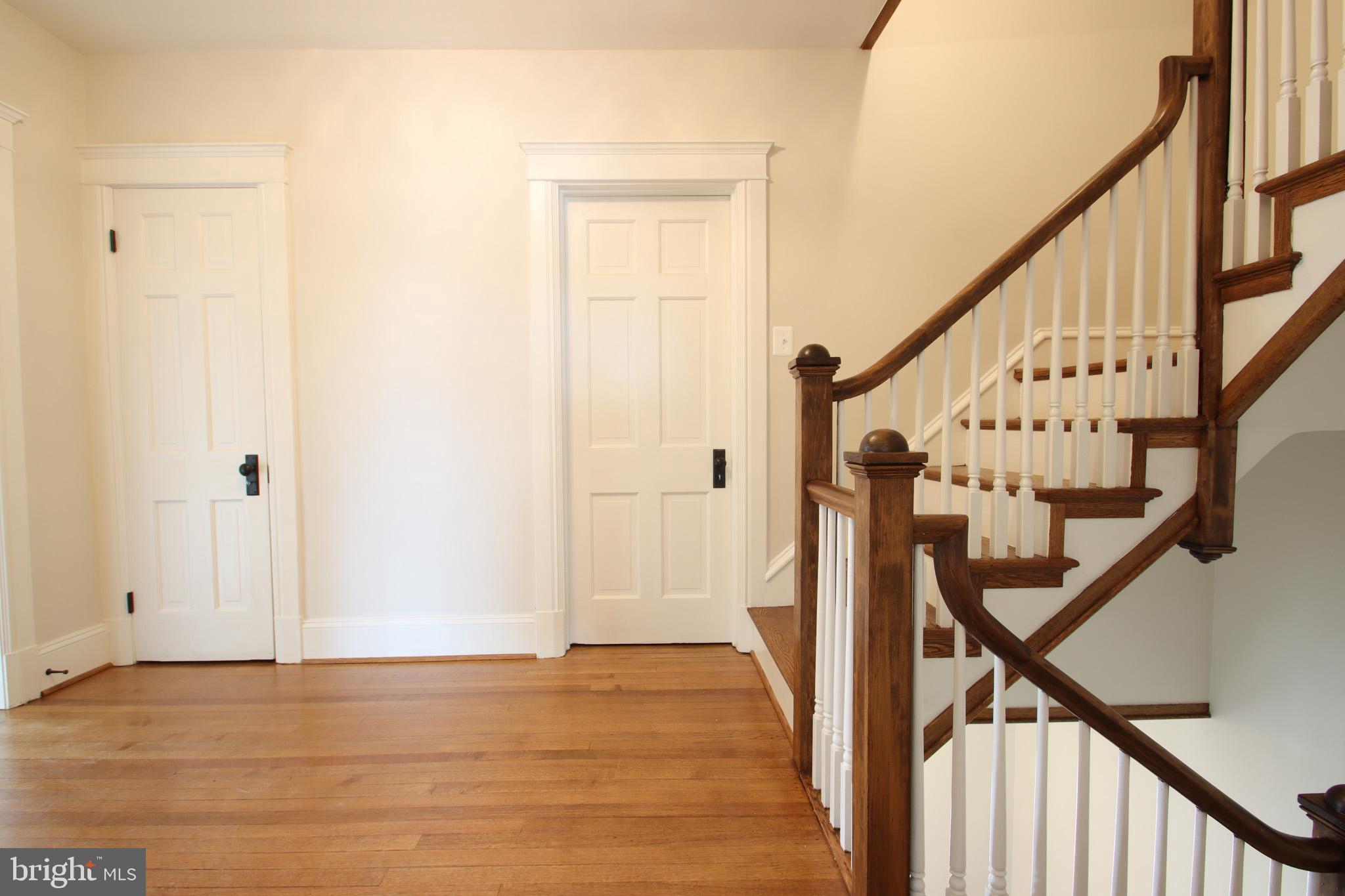 MONTEBELLO - Residential