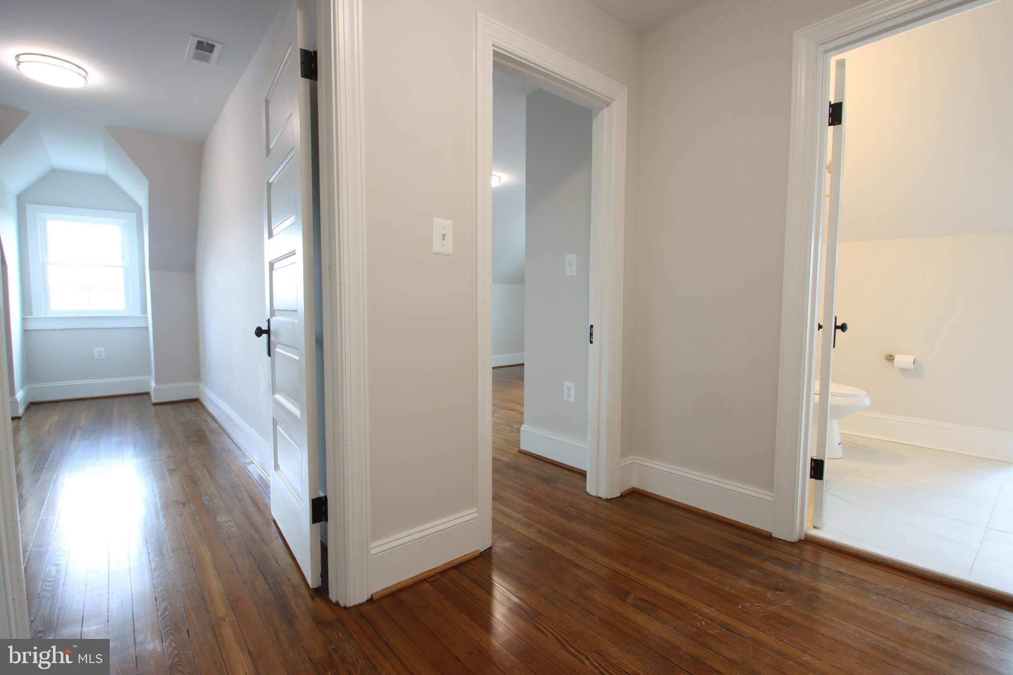 MONTEBELLO - Residential