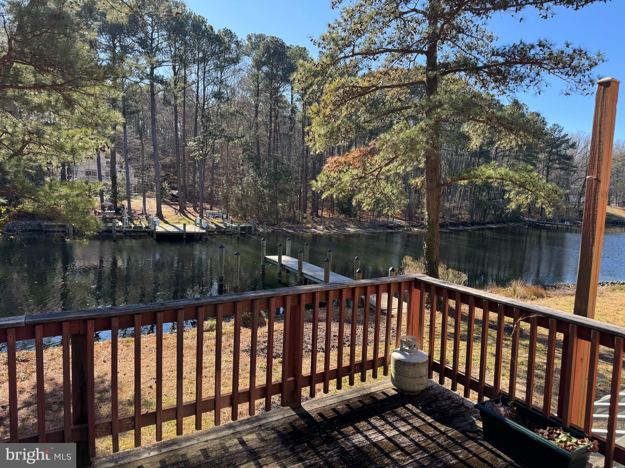 DRUM POINT - Residential