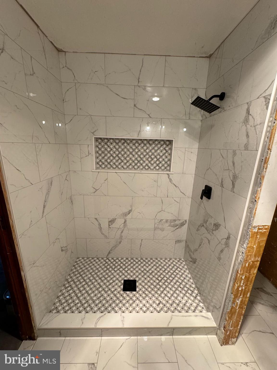 DRUM POINT - Residential