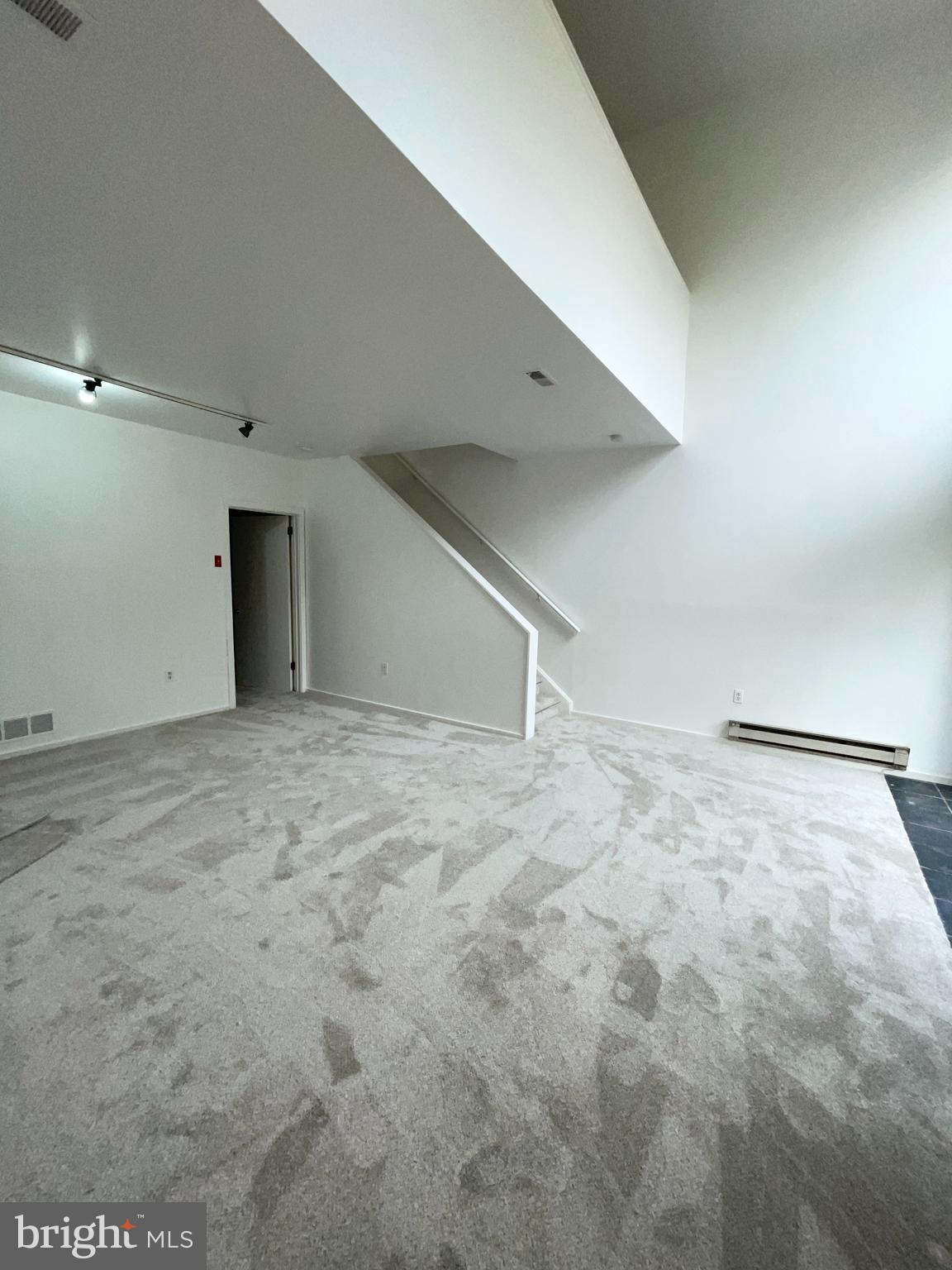 ARROWHEAD - Residential