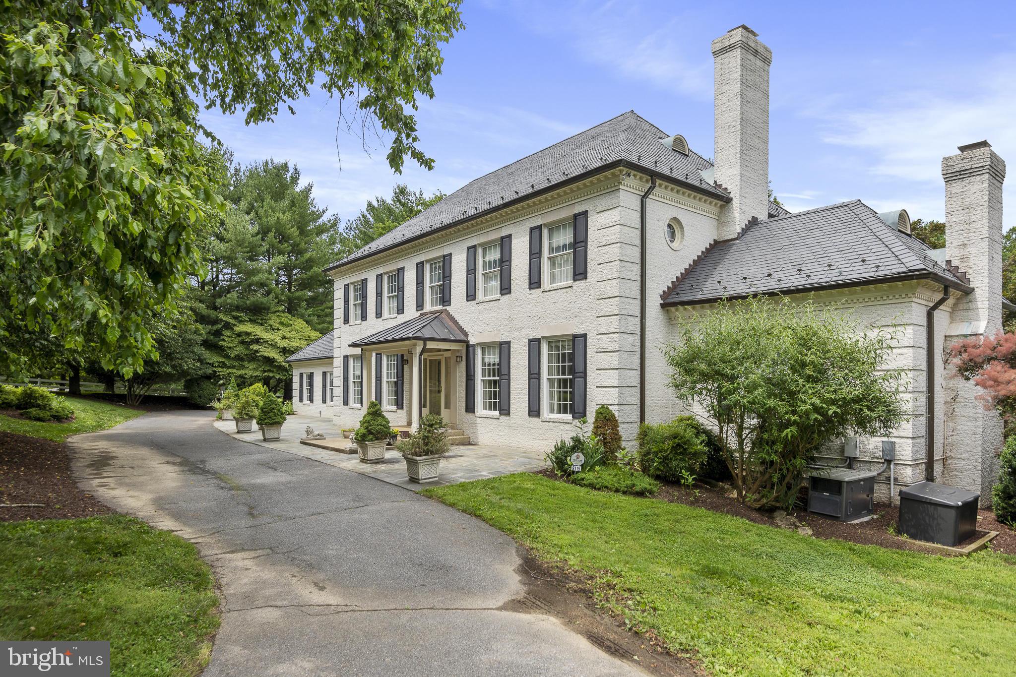 KENTSDALE ESTATES - Residential