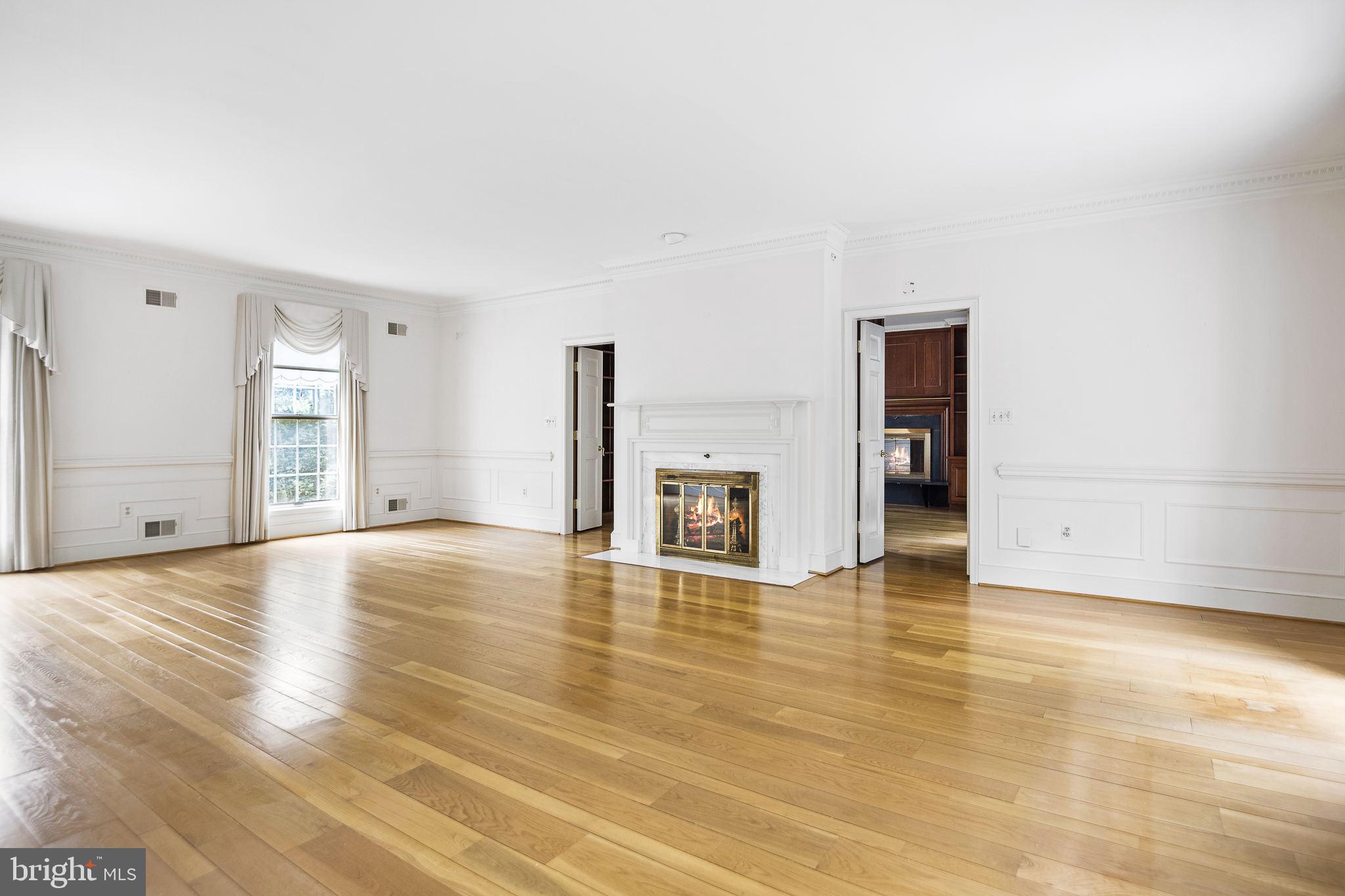 KENTSDALE ESTATES - Residential