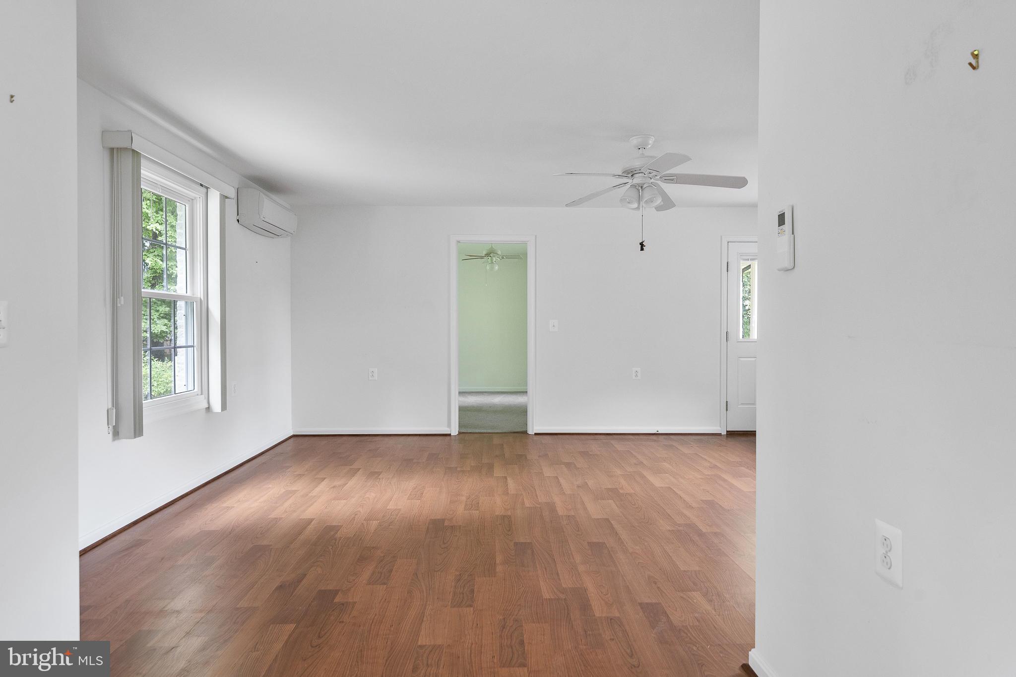 KENTSDALE ESTATES - Residential