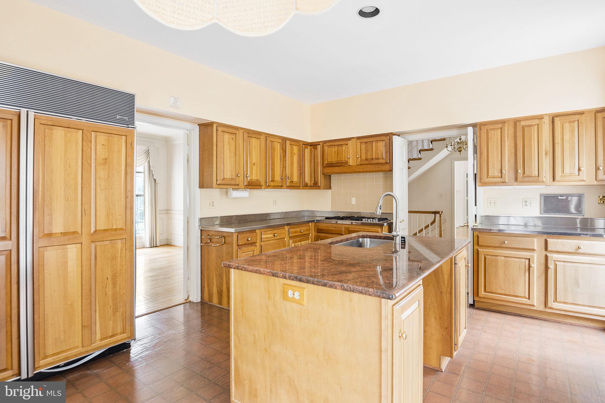 KENTSDALE ESTATES - Residential