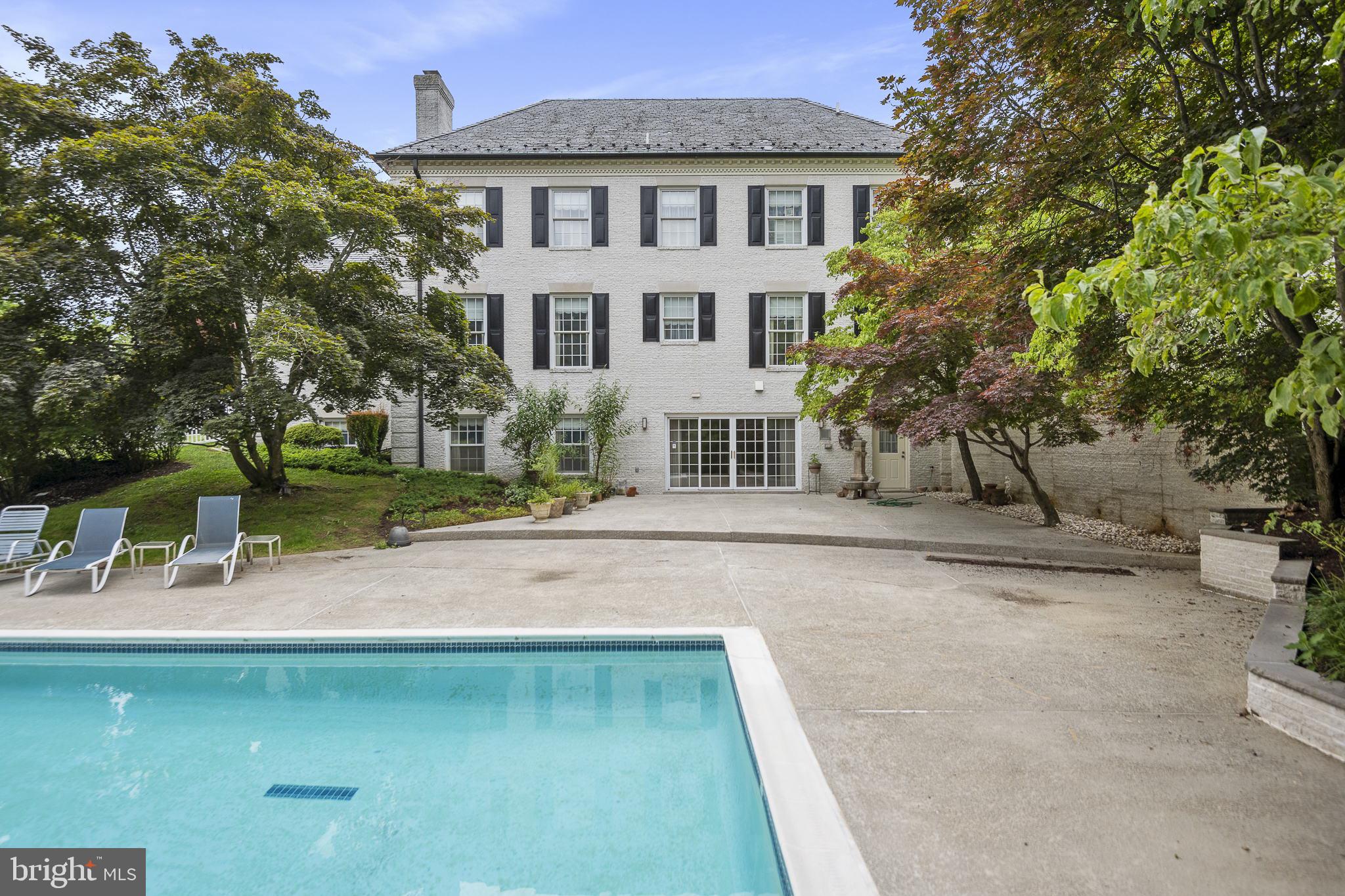 KENTSDALE ESTATES - Residential