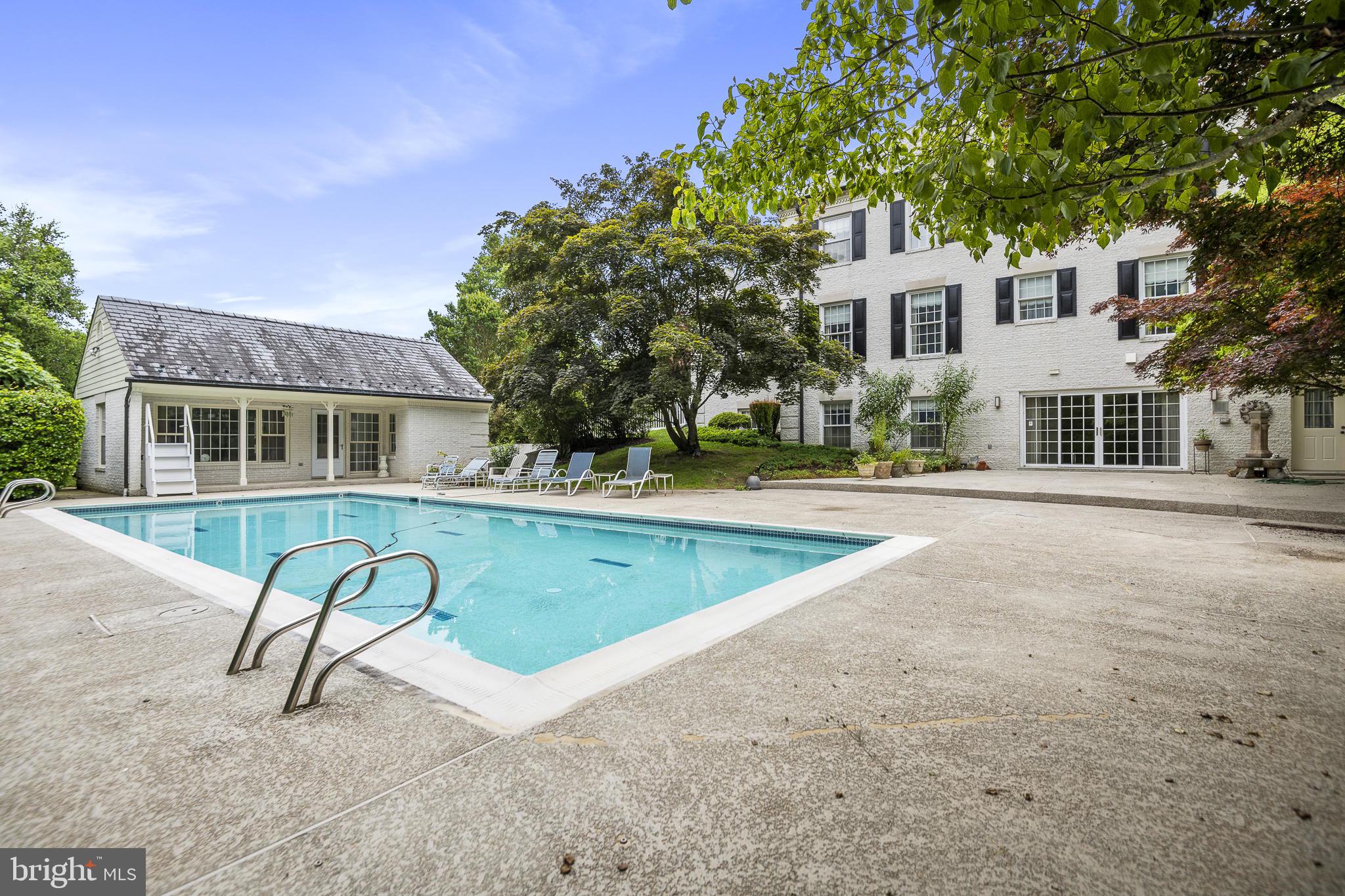 KENTSDALE ESTATES - Residential