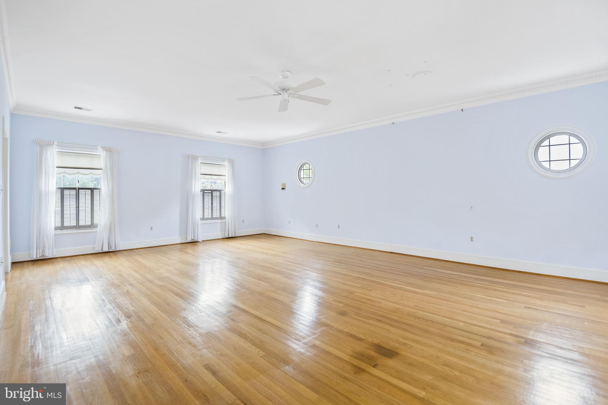 KENTSDALE ESTATES - Residential