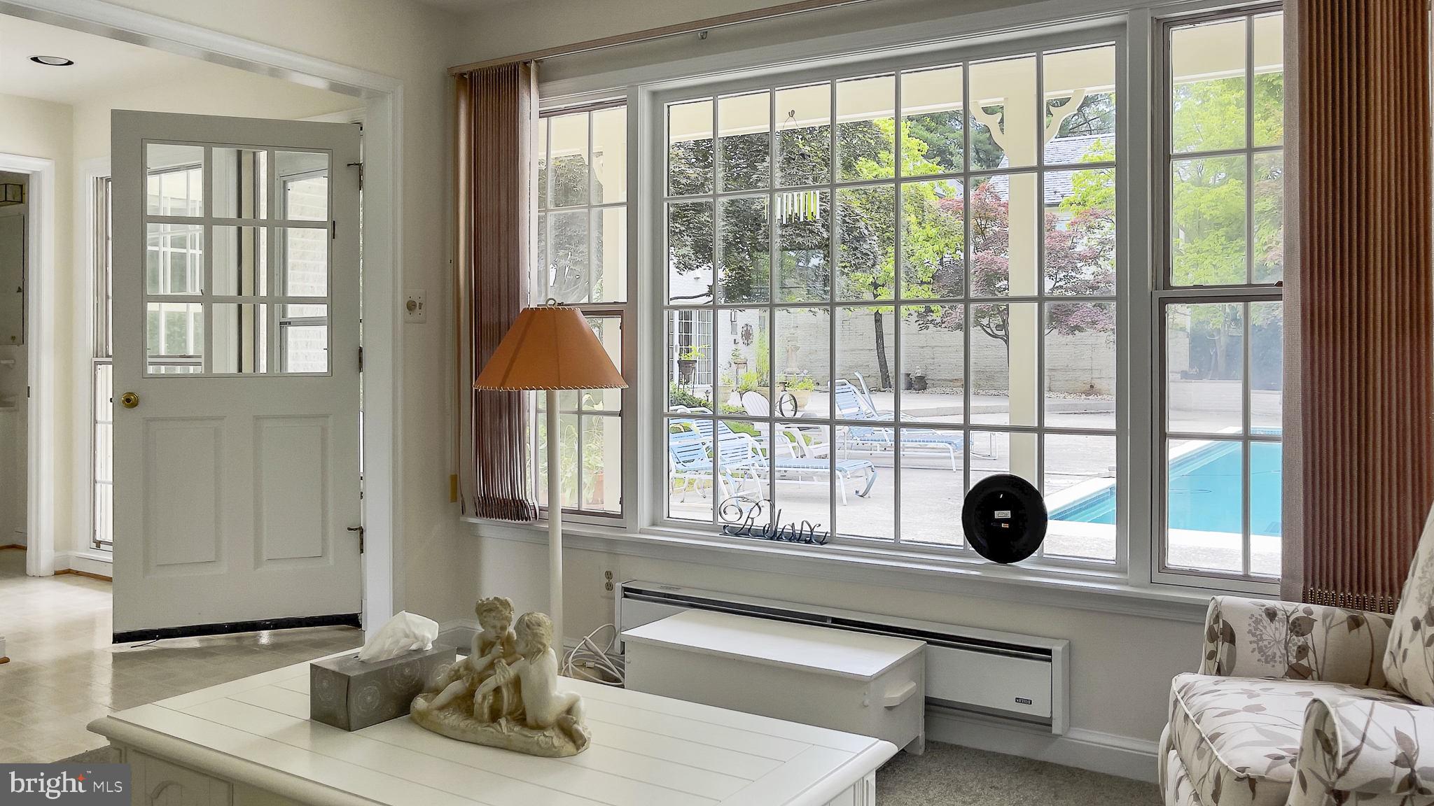 KENTSDALE ESTATES - Residential