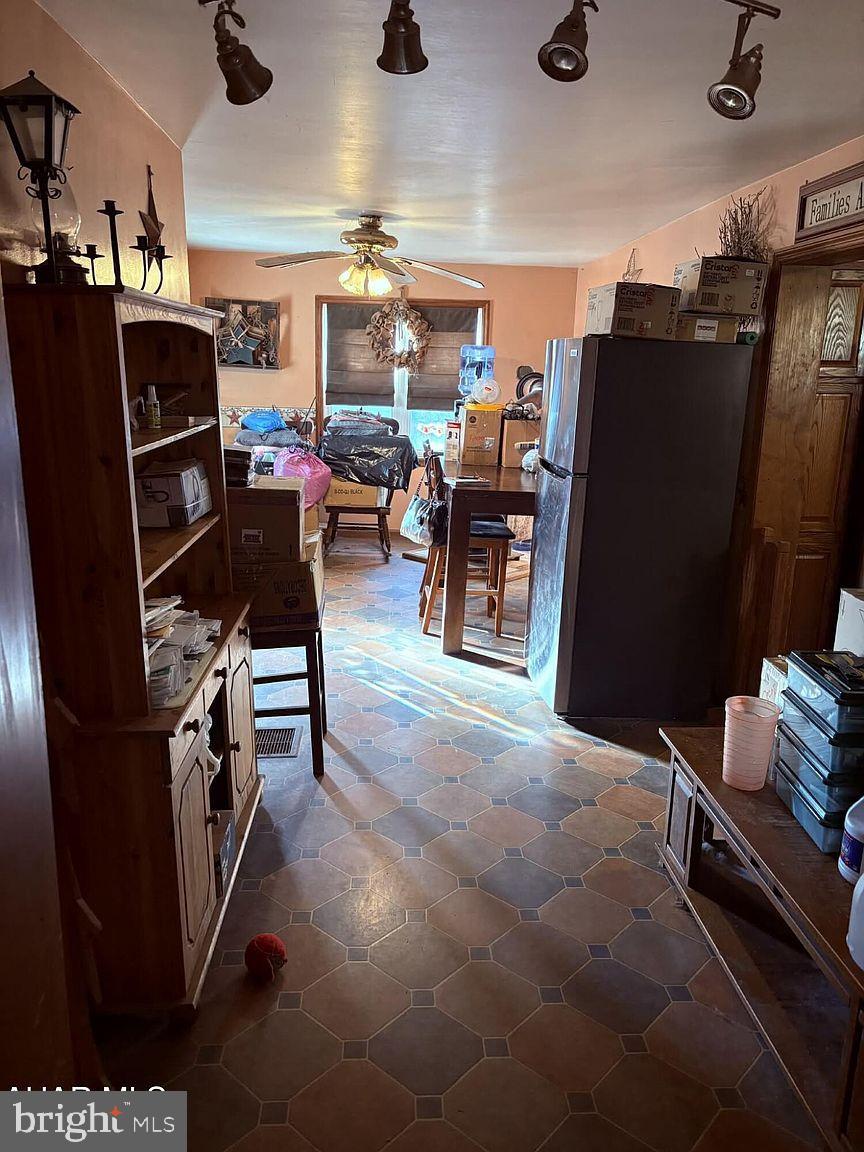 EVERETT BOROUGH - Residential