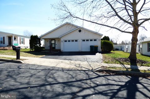 Mobile Home For Sale - 268 Williams Lane<br/> RED HILL, PA 18076
