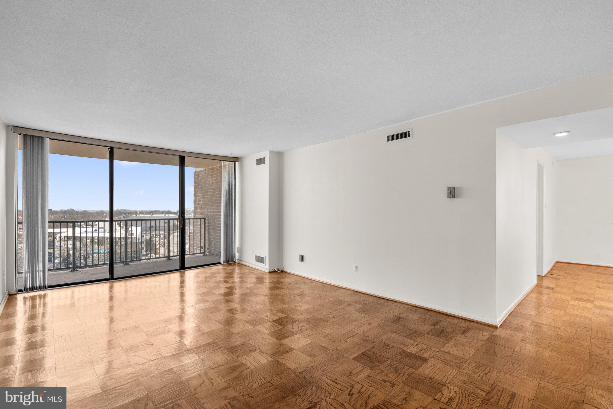 AMERICANA CENTRE - Residential Lease