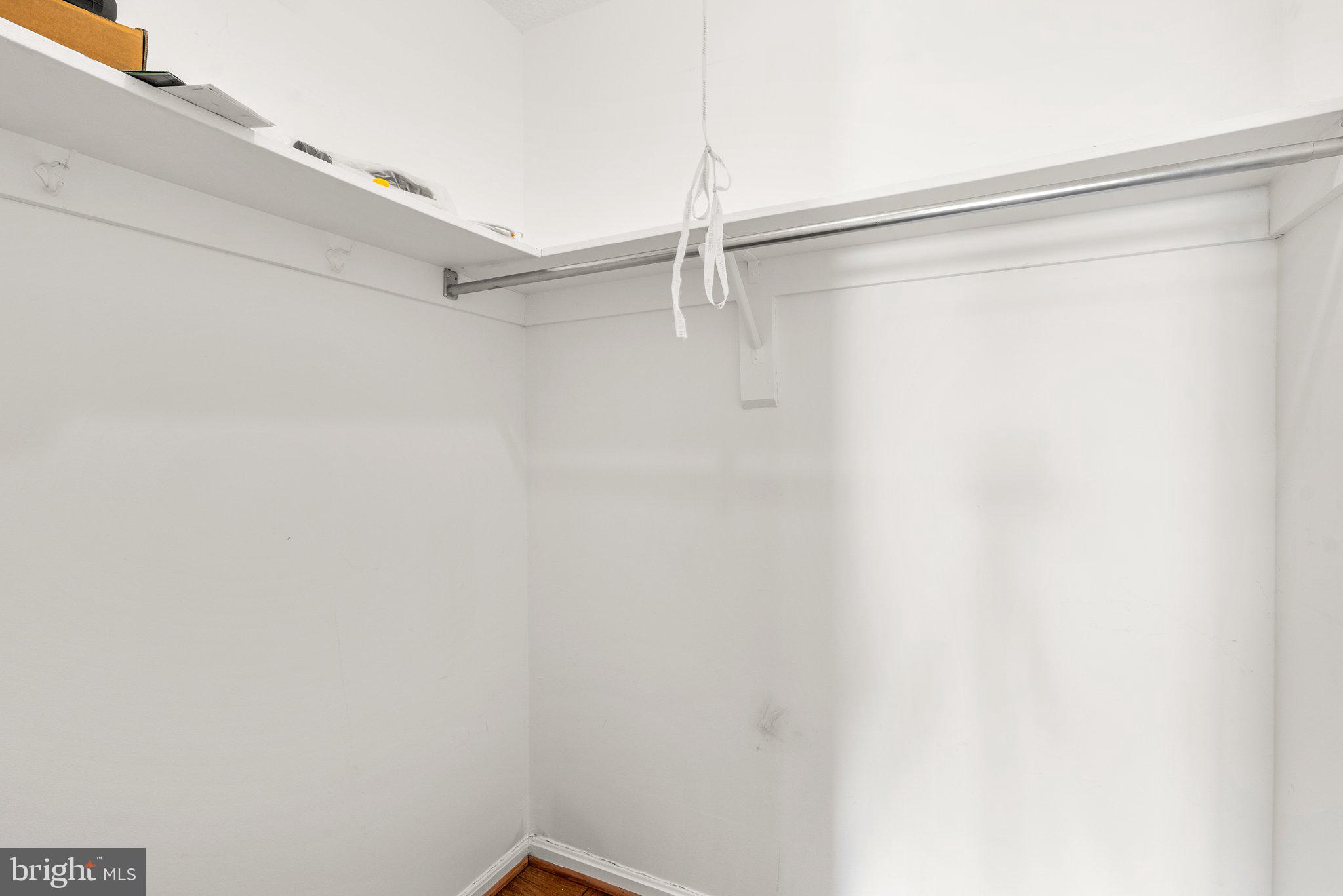 AMERICANA CENTRE - Residential Lease