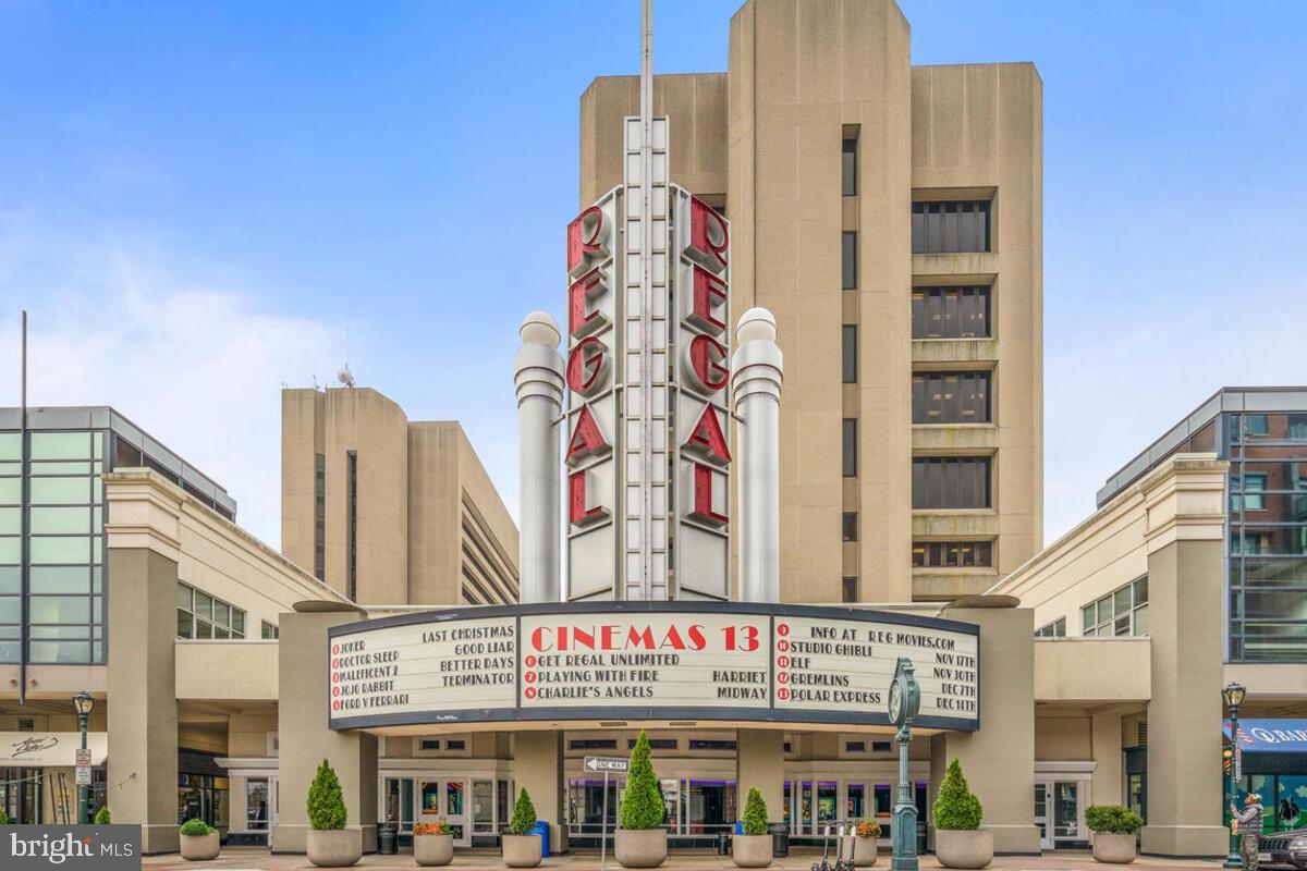 AMERICANA CENTRE - Residential Lease