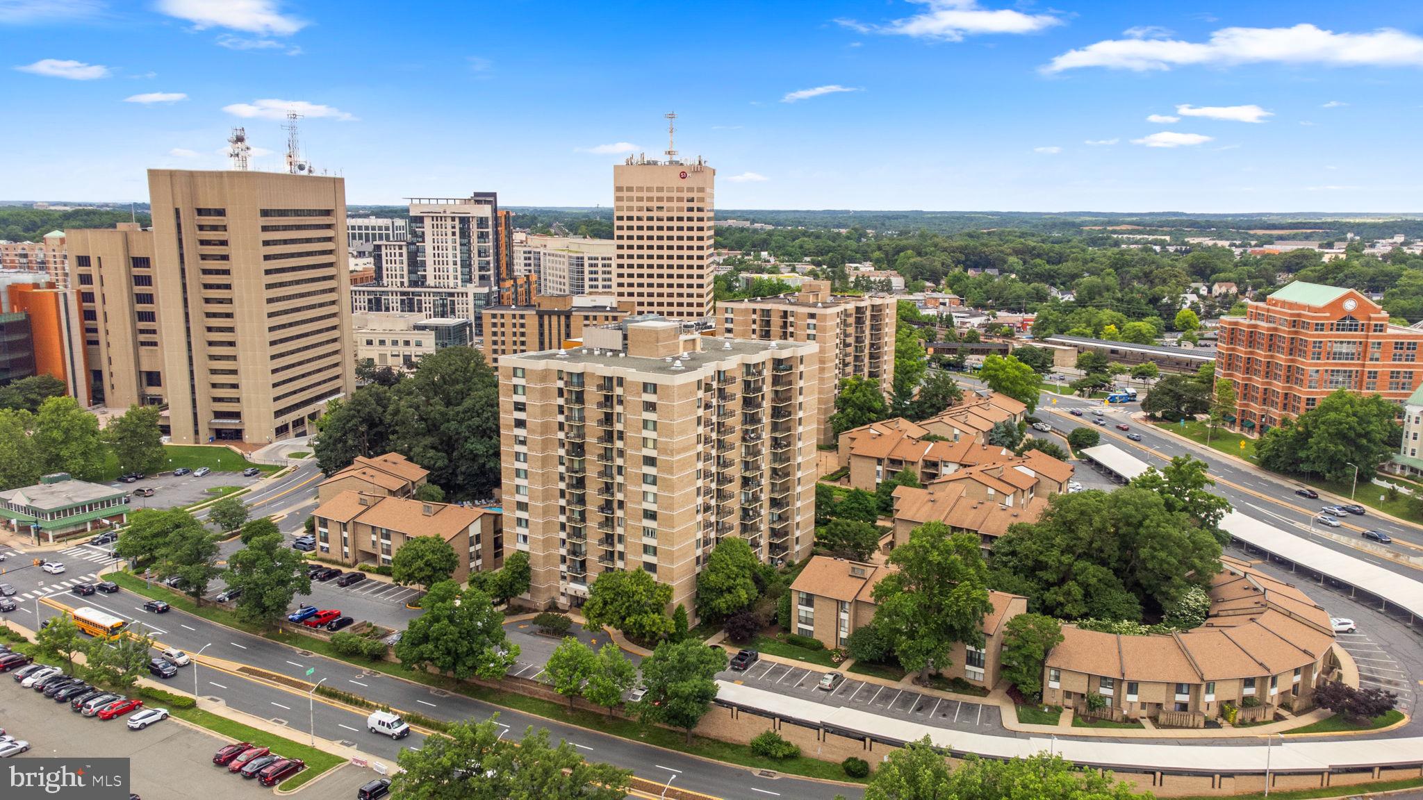 AMERICANA CENTRE - Residential Lease