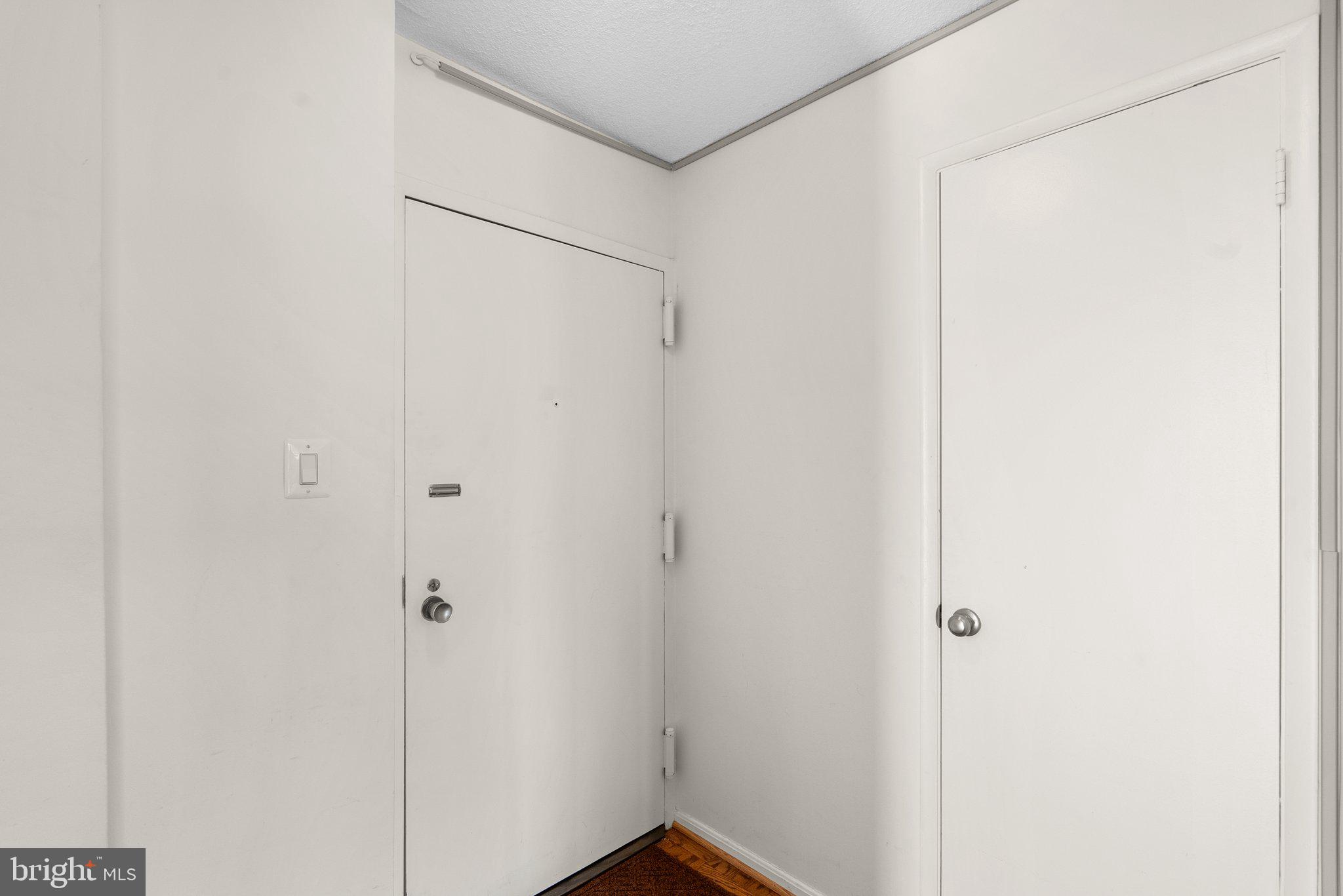 AMERICANA CENTRE - Residential Lease