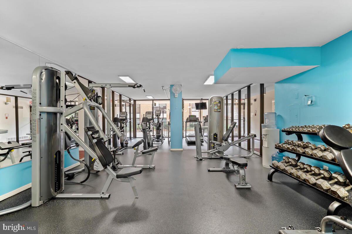 AMERICANA CENTRE - Residential Lease