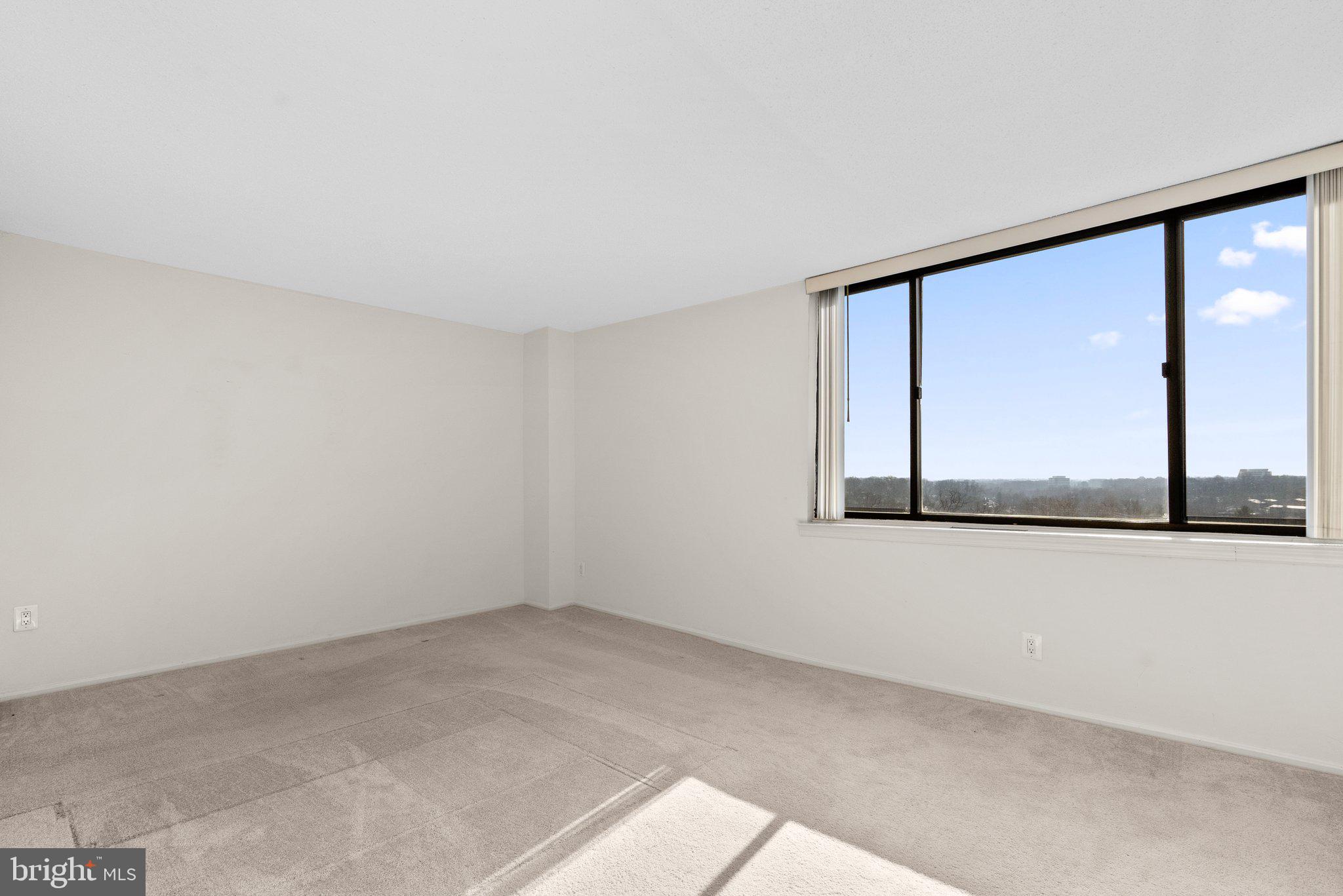 AMERICANA CENTRE - Residential Lease