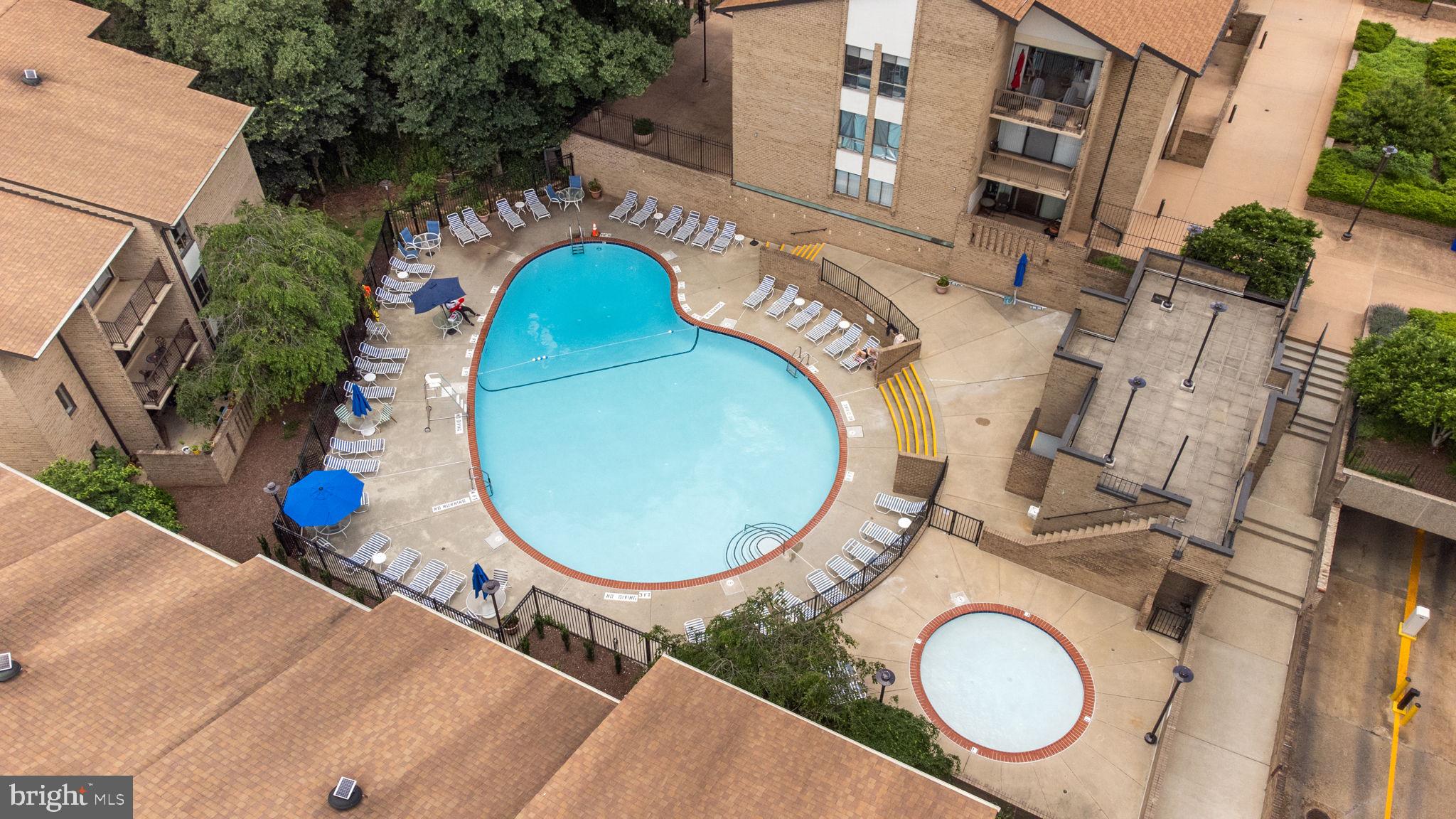 AMERICANA CENTRE - Residential Lease