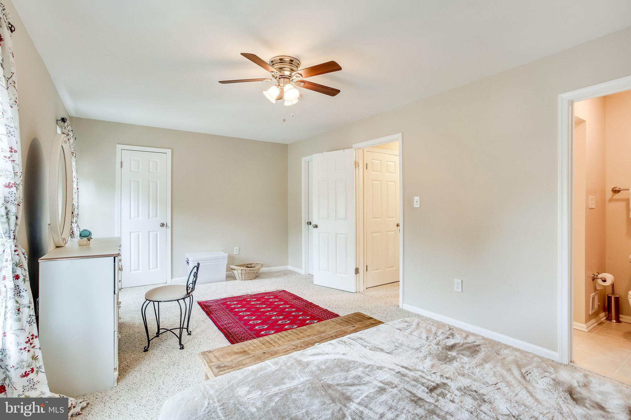 COUNTRYSIDE - Residential