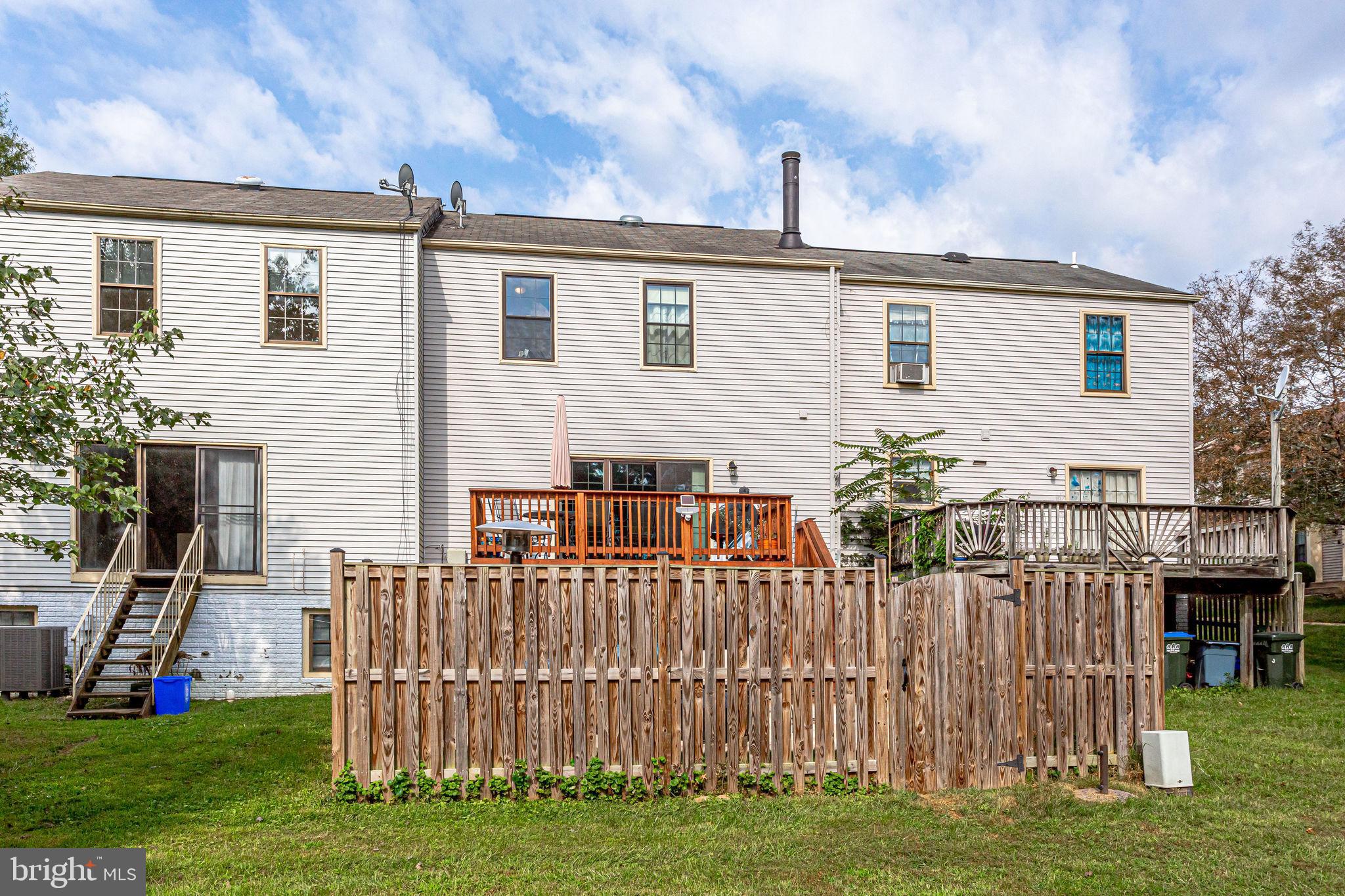 COUNTRYSIDE - Residential