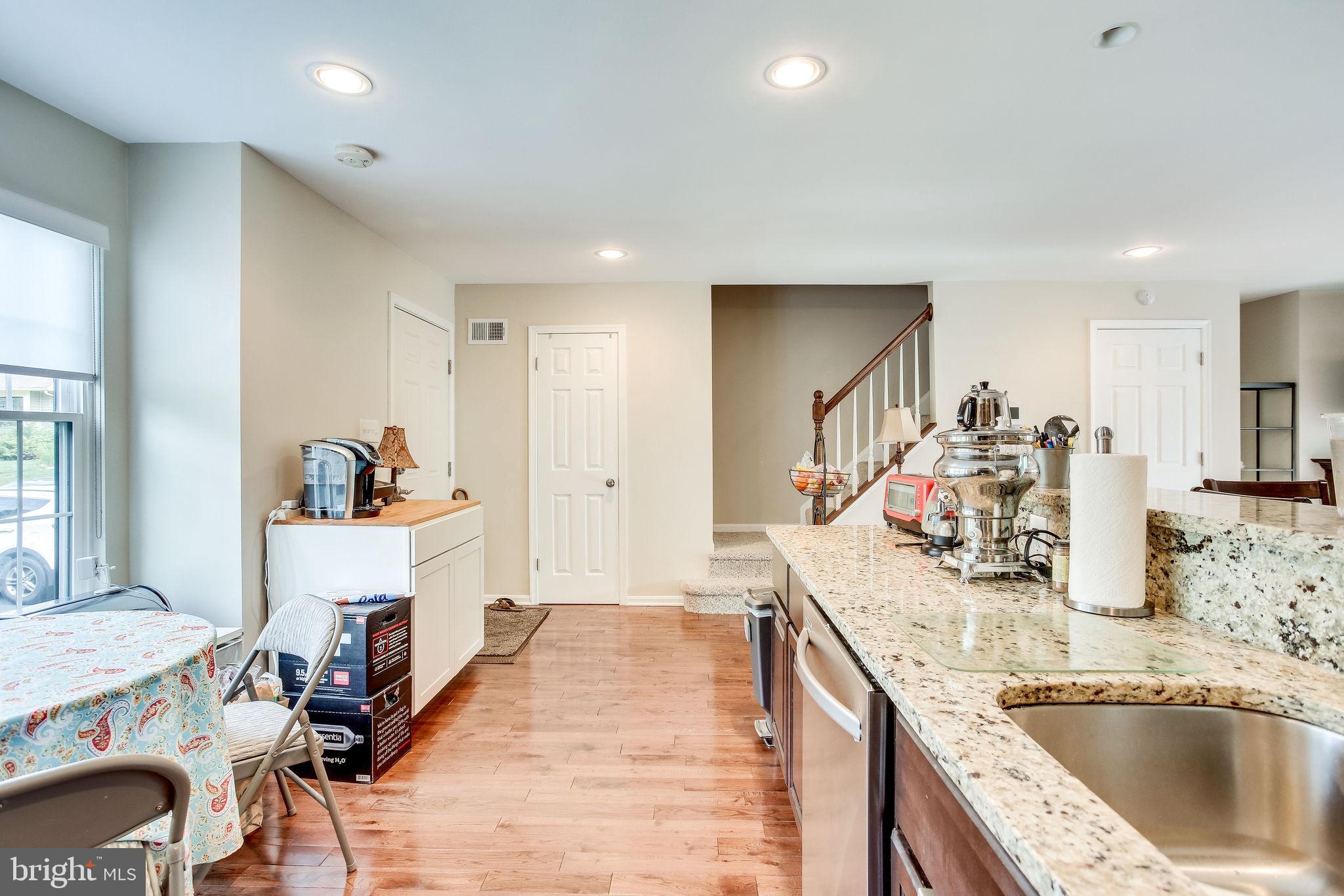 COUNTRYSIDE - Residential