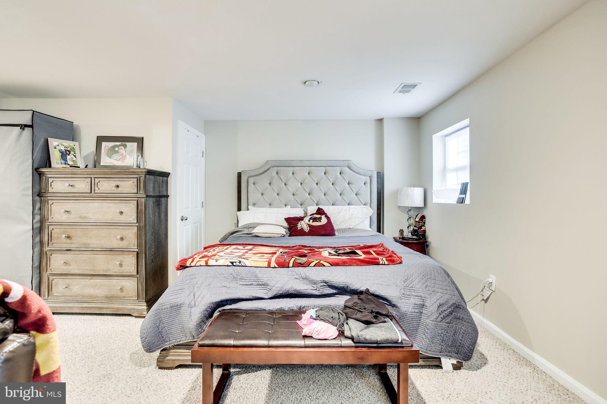 COUNTRYSIDE - Residential