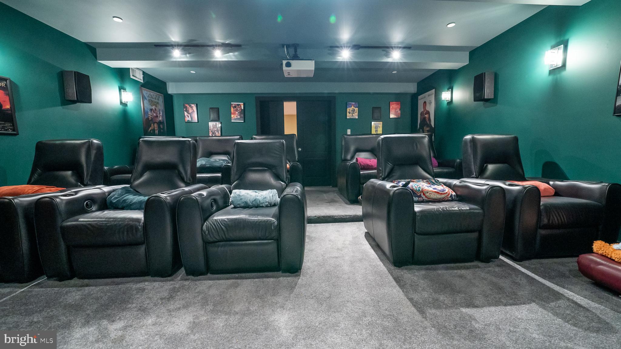 WOODMORE-RESUB-PLAT 3> - Residential