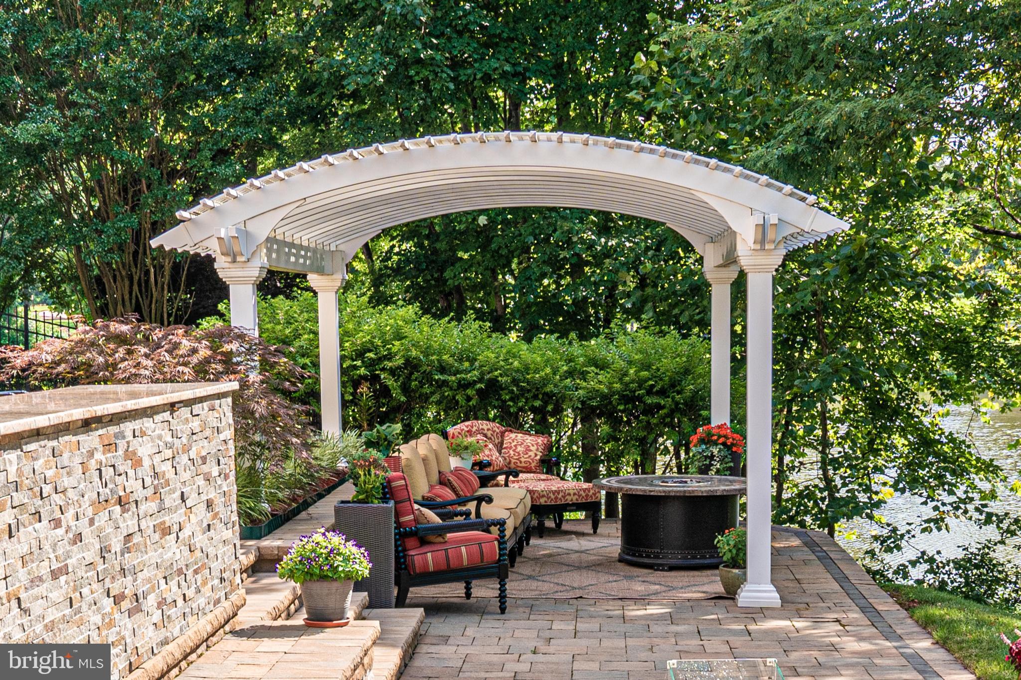 WOODMORE-RESUB-PLAT 3> - Residential