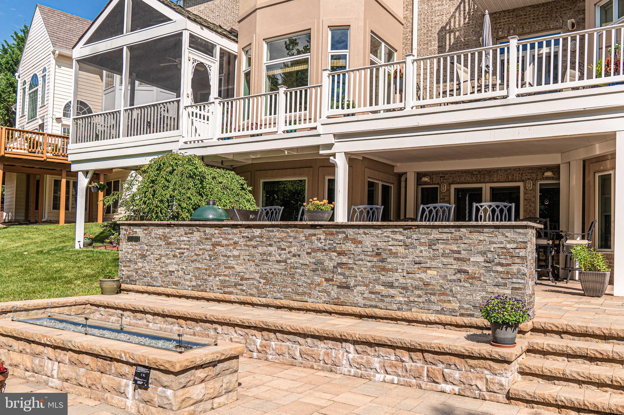 WOODMORE-RESUB-PLAT 3> - Residential