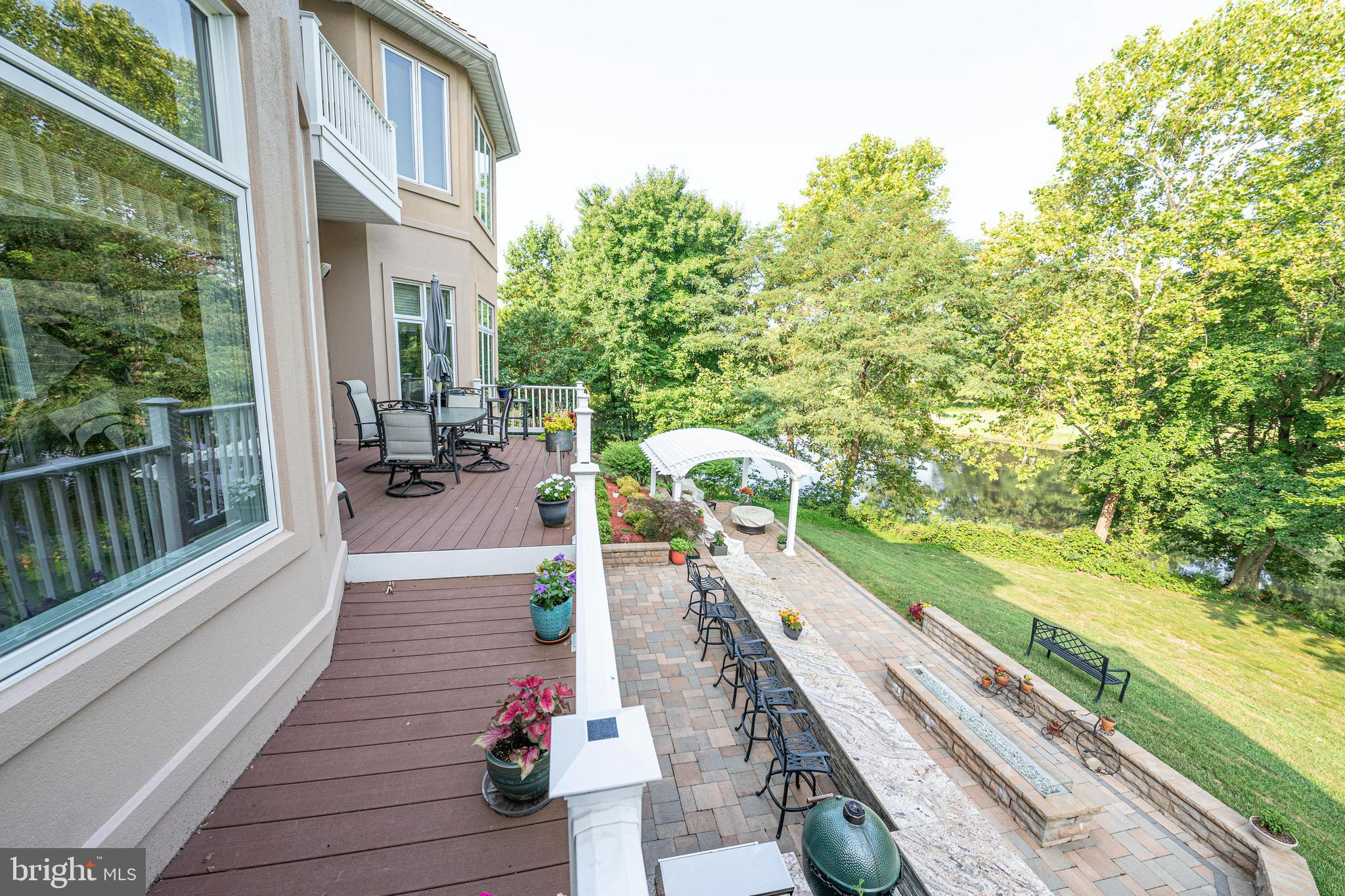 WOODMORE-RESUB-PLAT 3> - Residential