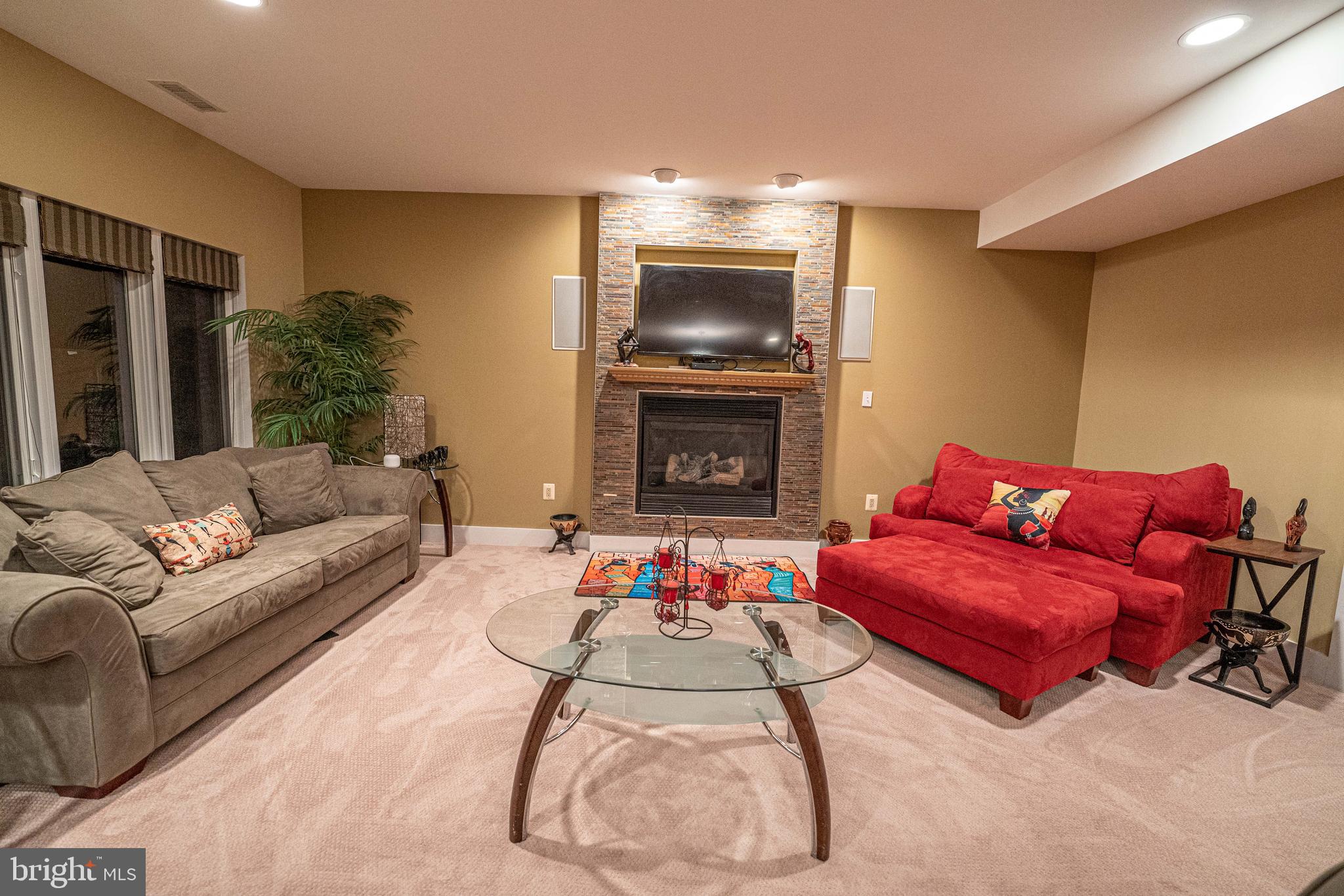 WOODMORE-RESUB-PLAT 3> - Residential