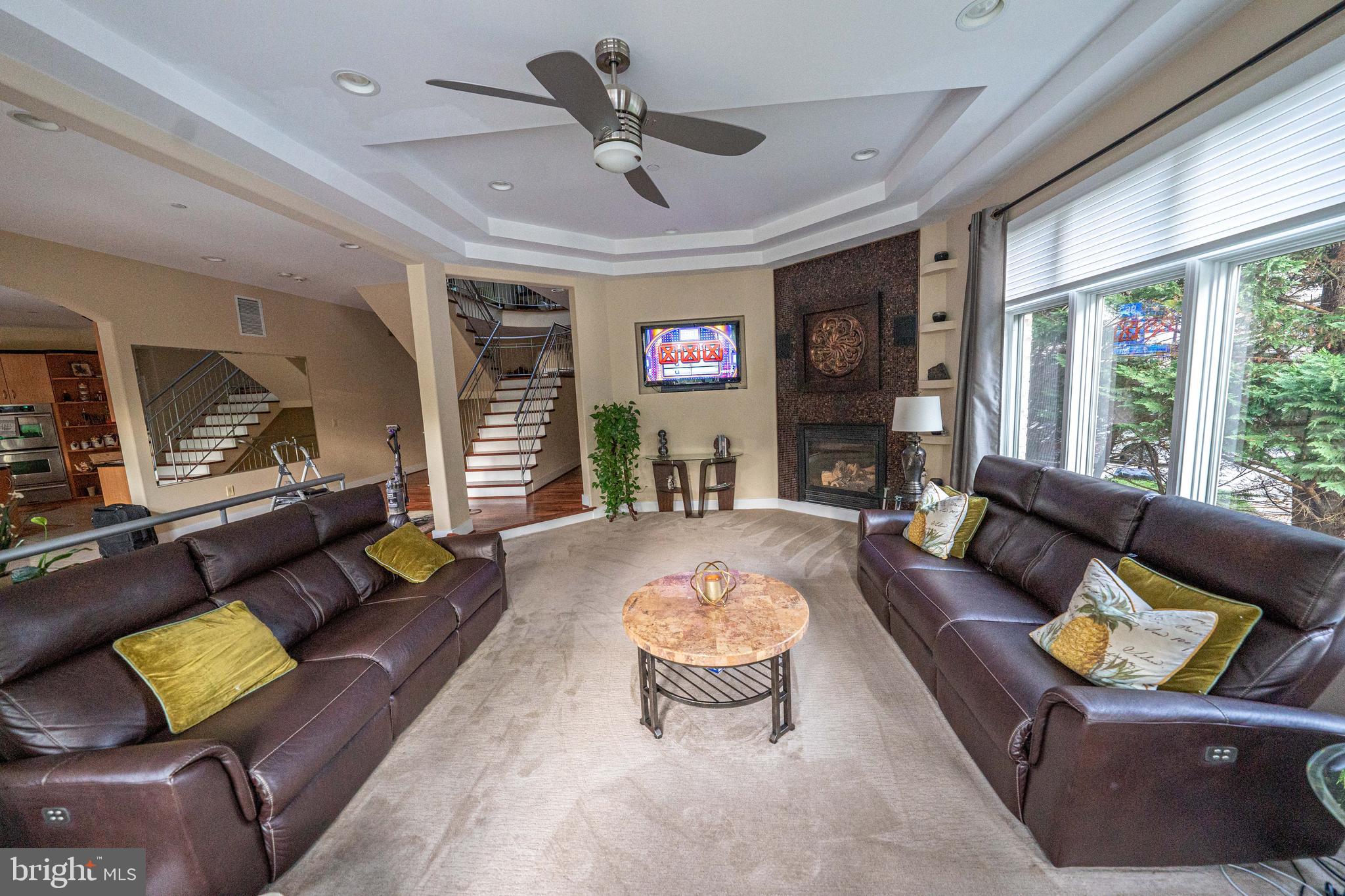 WOODMORE-RESUB-PLAT 3> - Residential