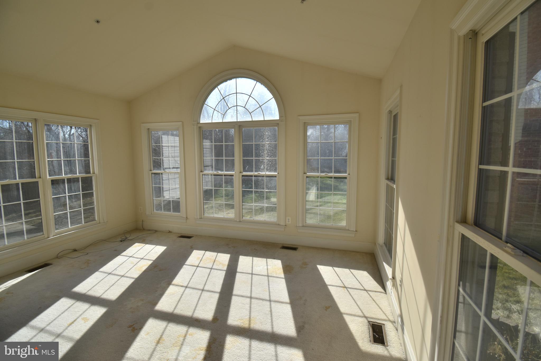 OAK CREEK CLUB - Residential