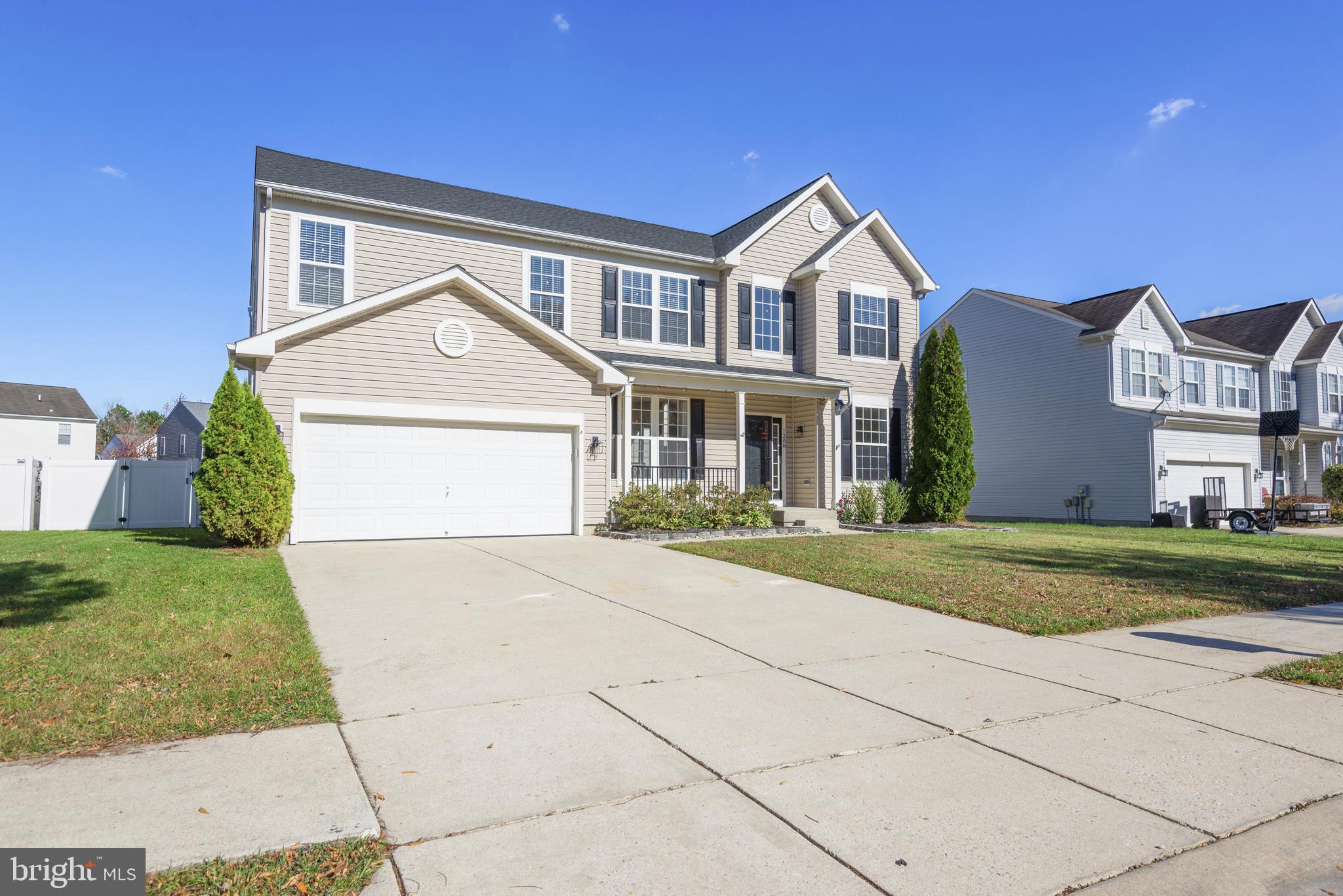 SAVANNAH OVERLOOK - Residential