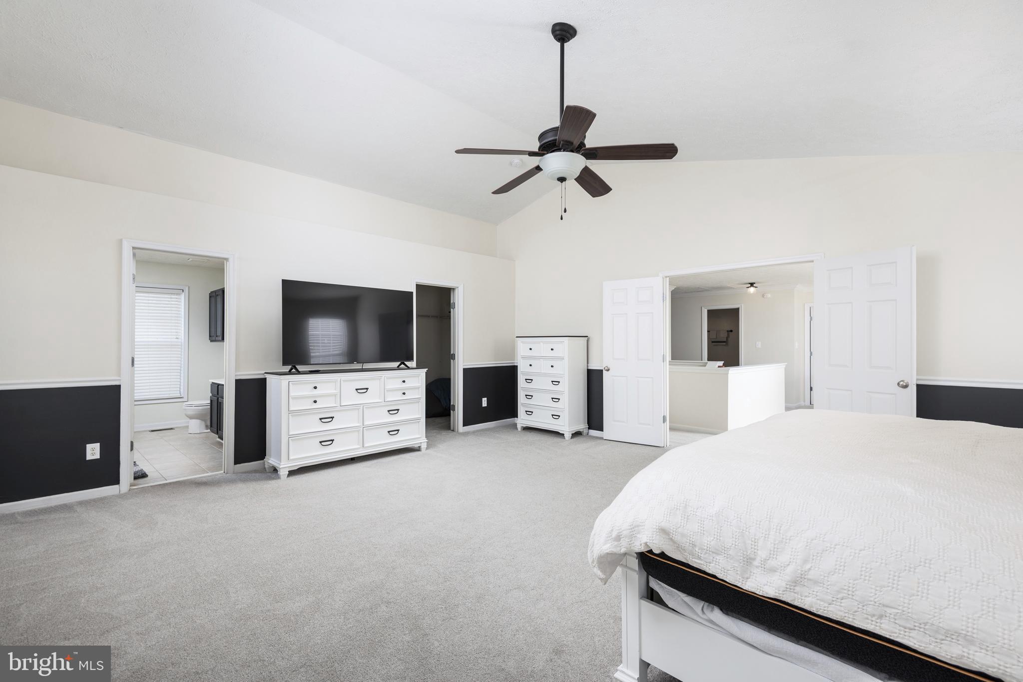 SAVANNAH OVERLOOK - Residential