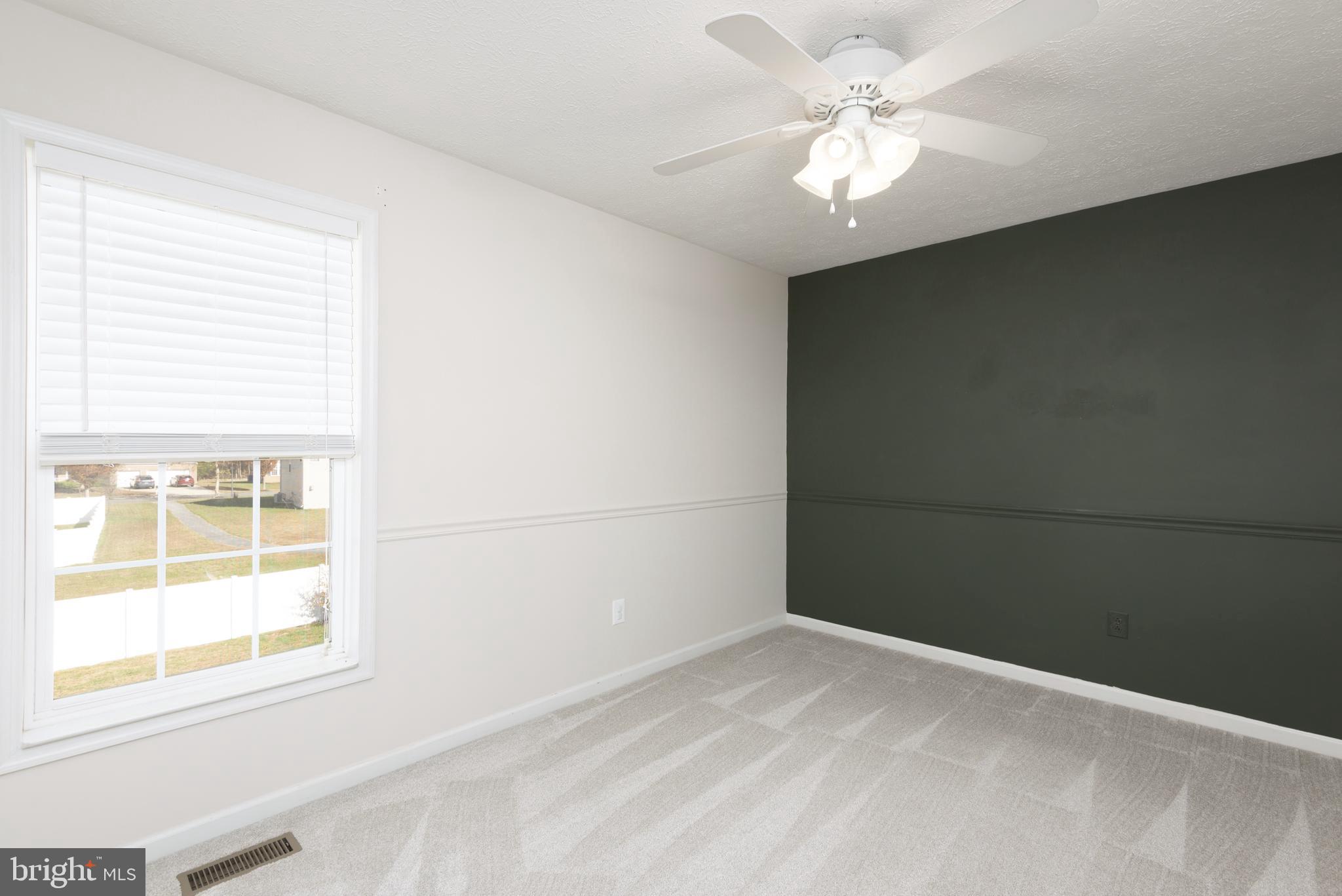 SAVANNAH OVERLOOK - Residential