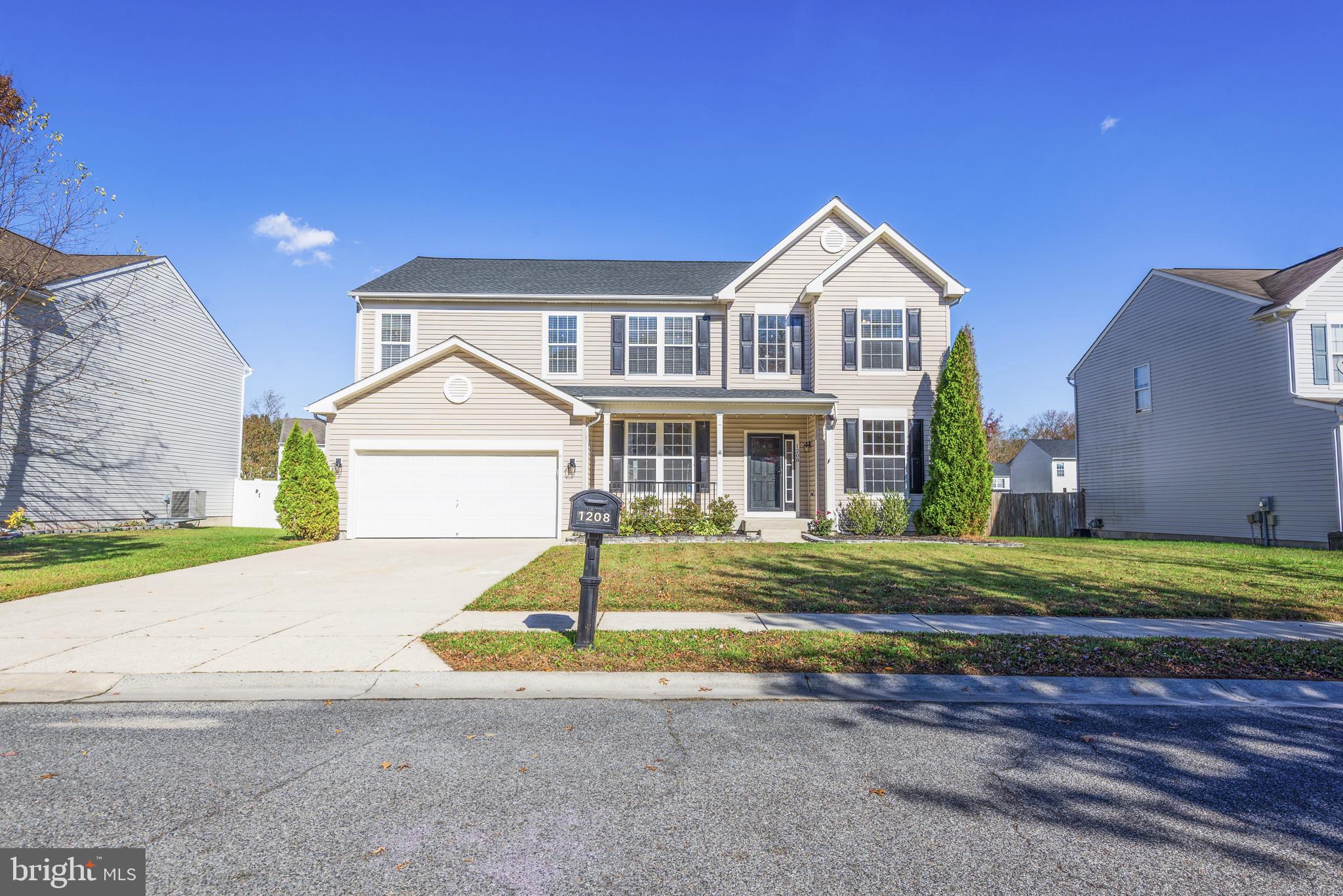 SAVANNAH OVERLOOK - Residential