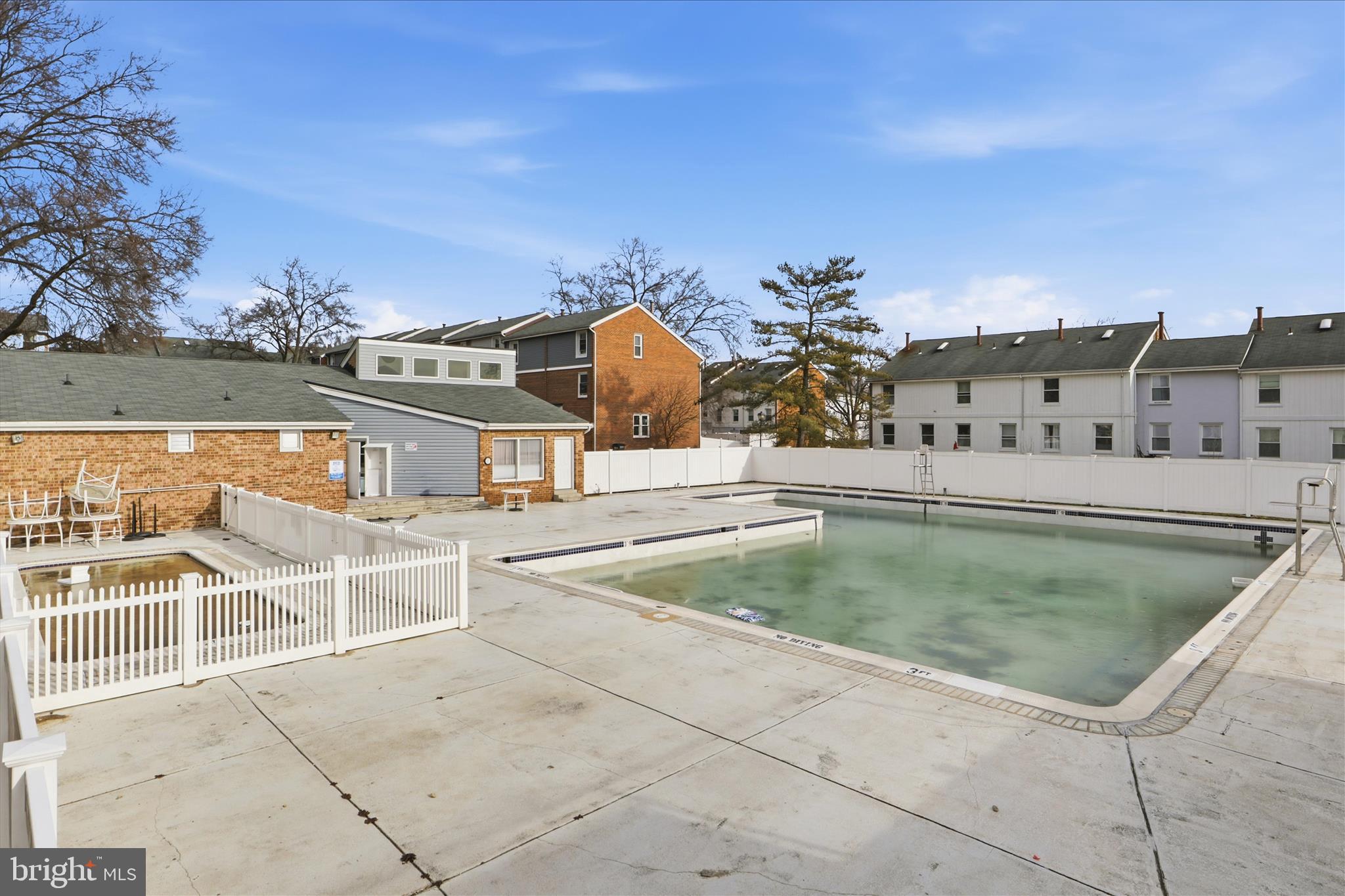 CANTERBURY RIDING - Residential