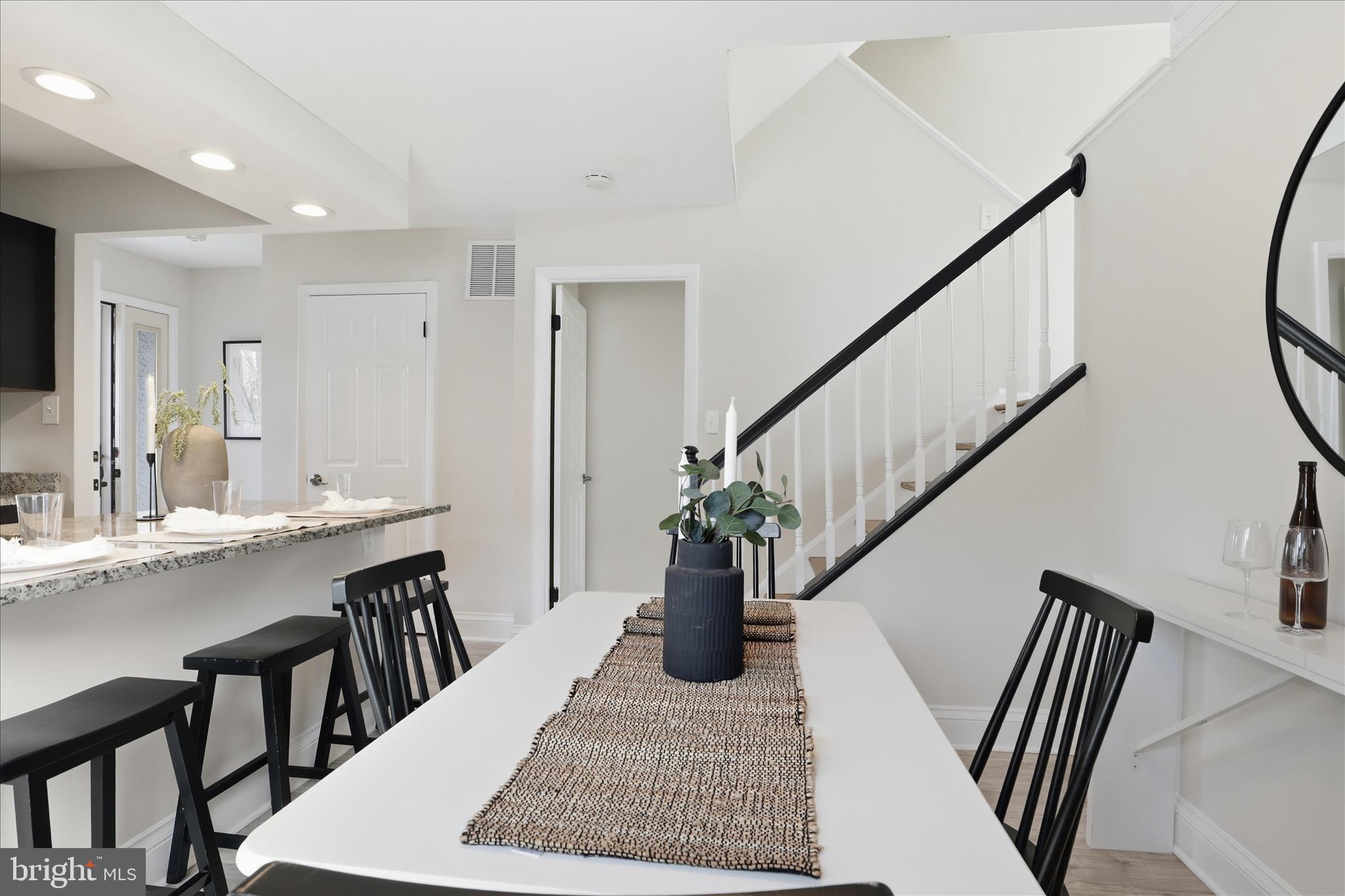 9284 CANTERBURY RIDING 61