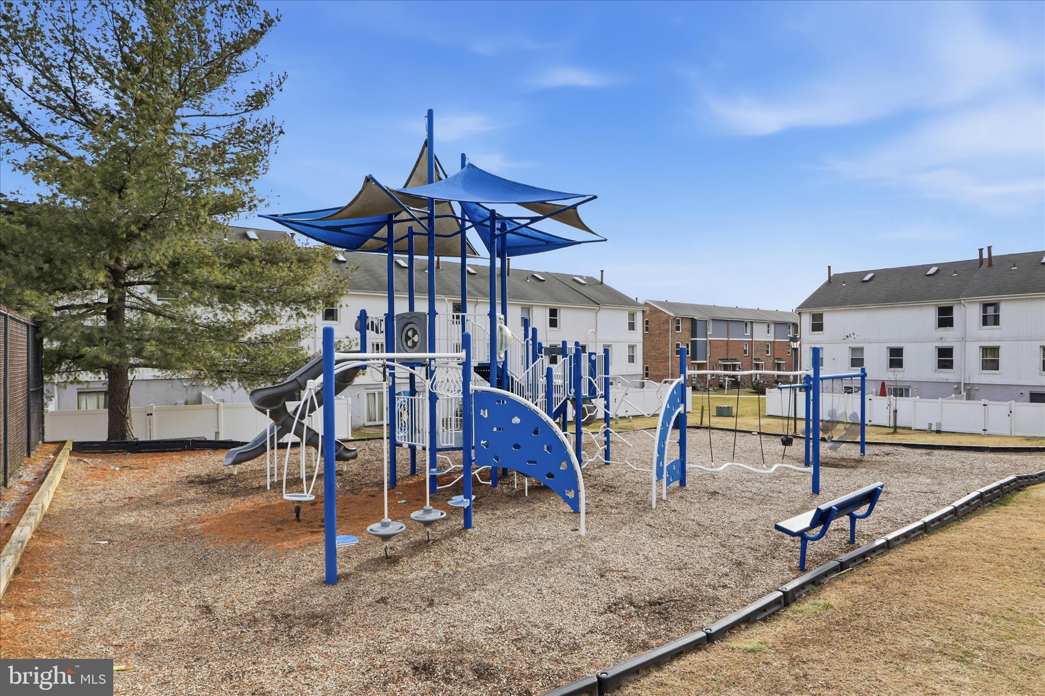 CANTERBURY RIDING - Residential