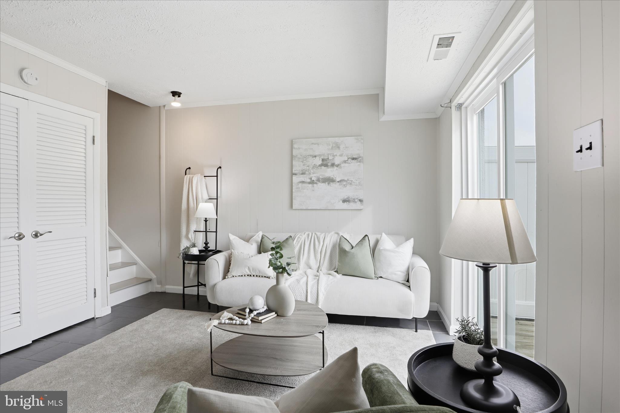 CANTERBURY RIDING - Residential