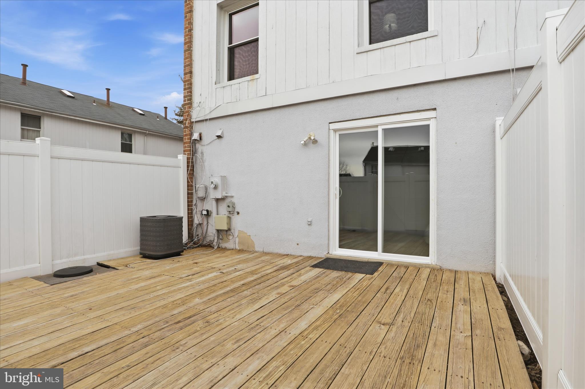 CANTERBURY RIDING - Residential