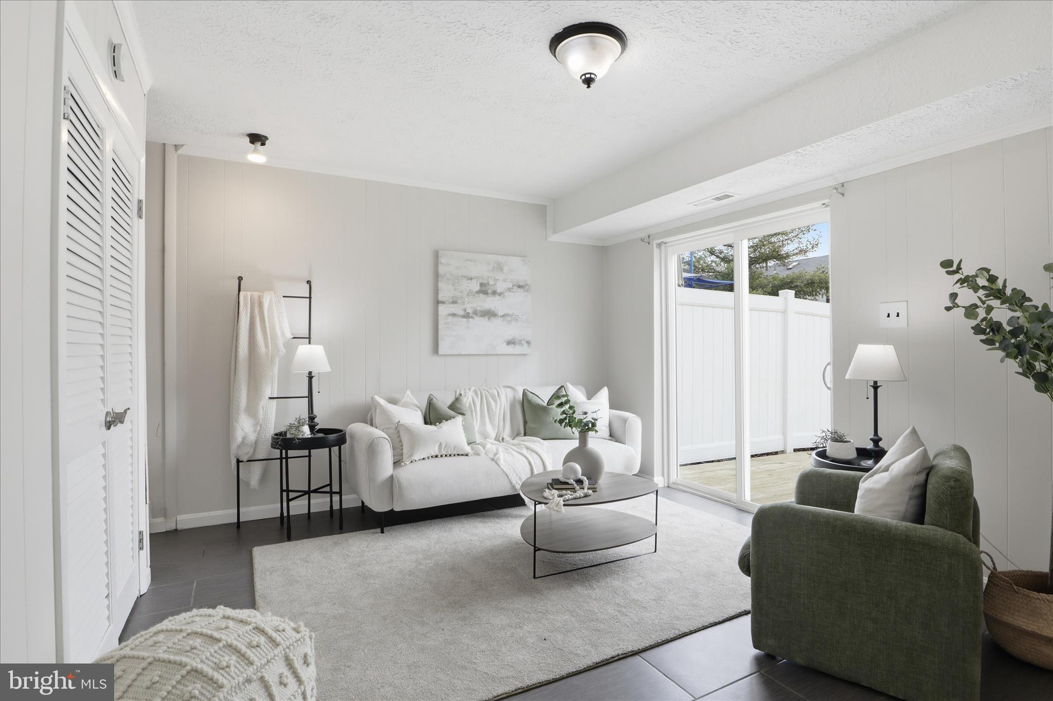 CANTERBURY RIDING - Residential