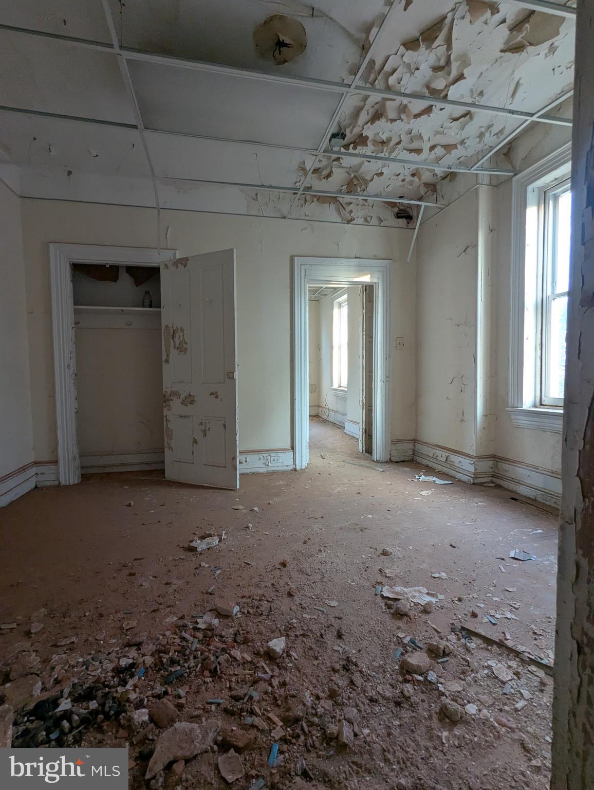 NORRISTOWN - Residential Income