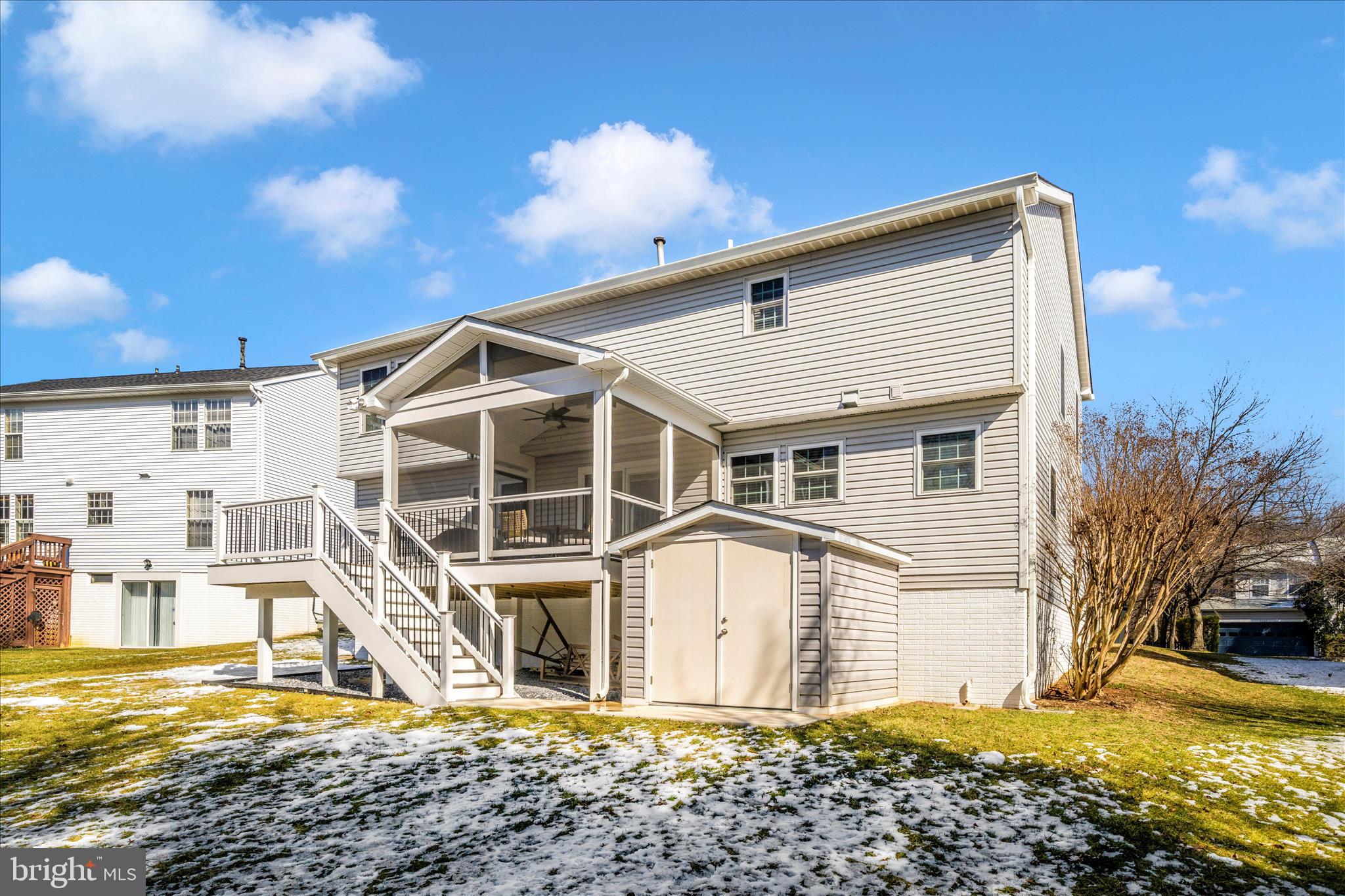 LONGRIDGE KNOLLS - Residential