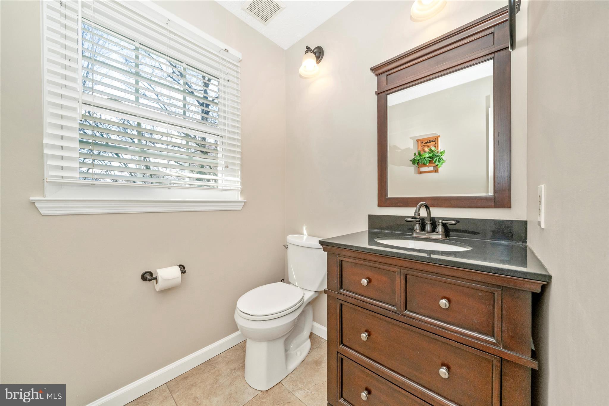 LONGRIDGE KNOLLS - Residential