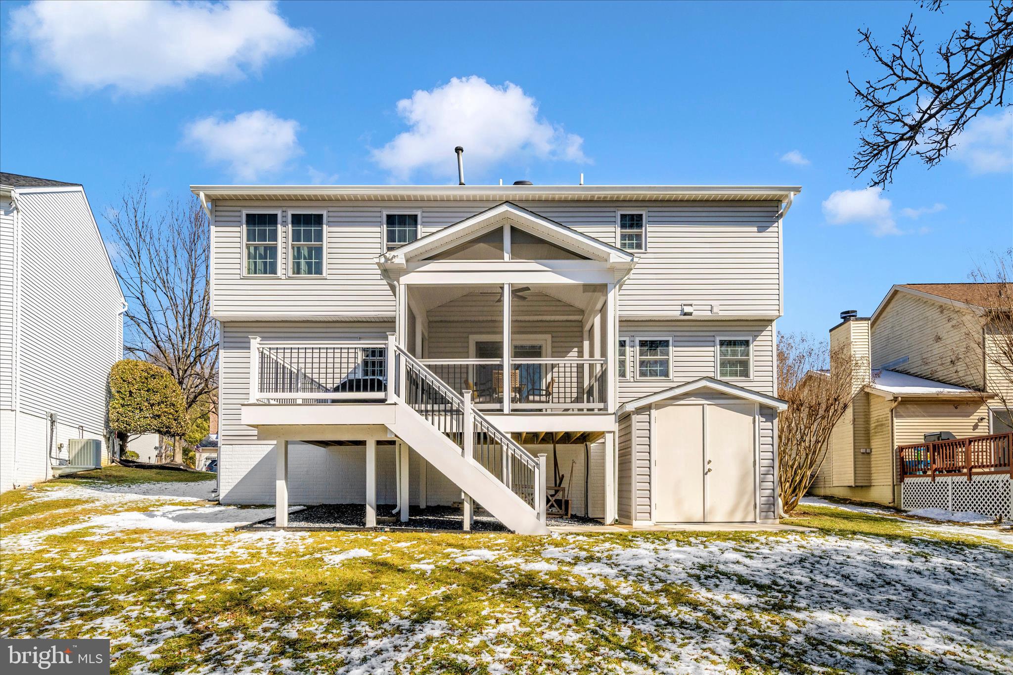 LONGRIDGE KNOLLS - Residential