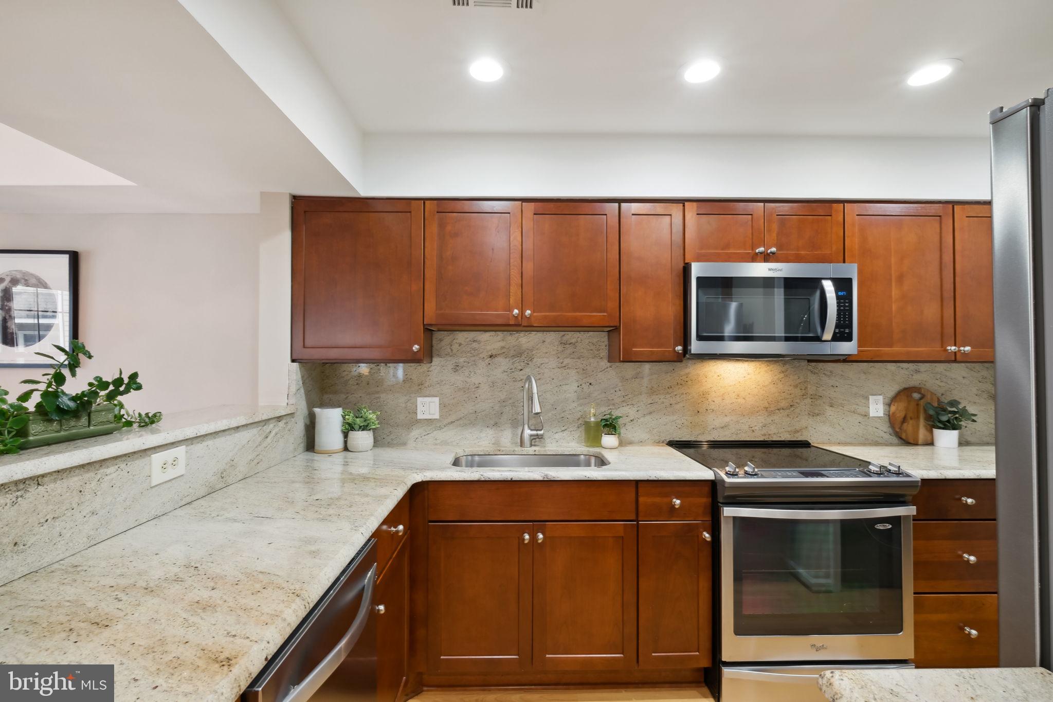 GABLES OF TUCKERMAN - Residential